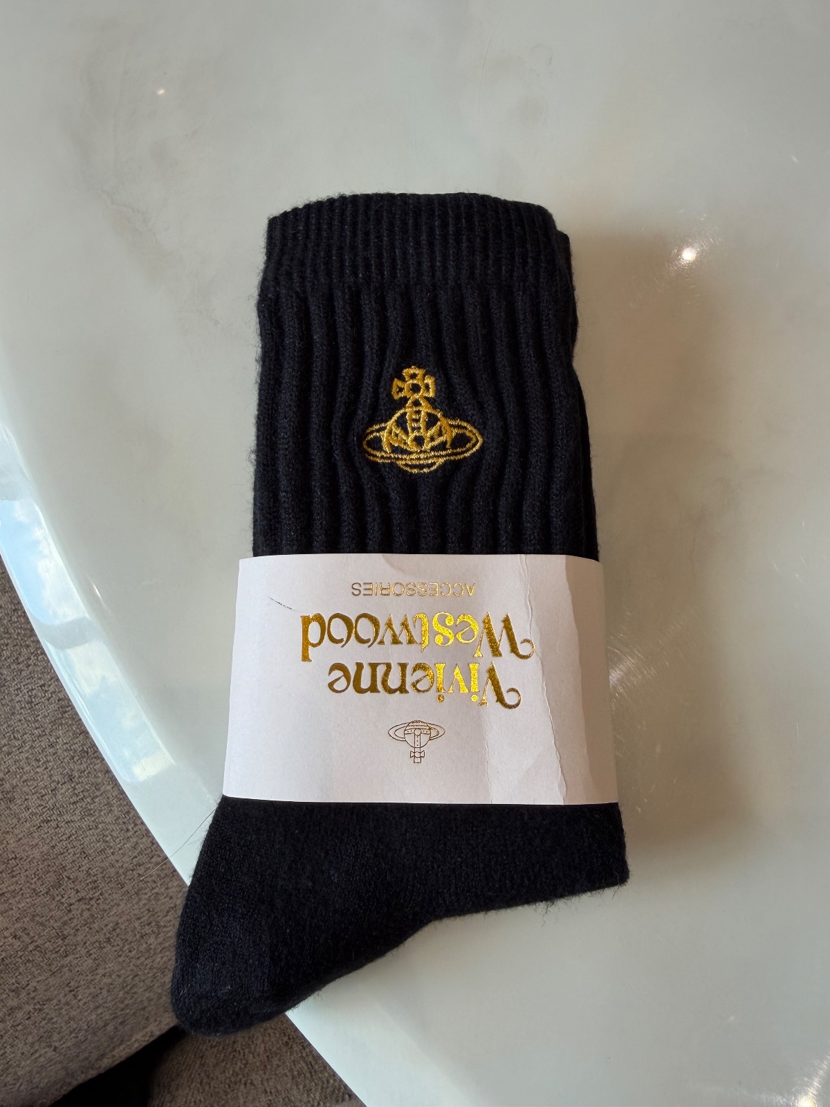 Vivienne Westwood chaussettes noires logo doré 3