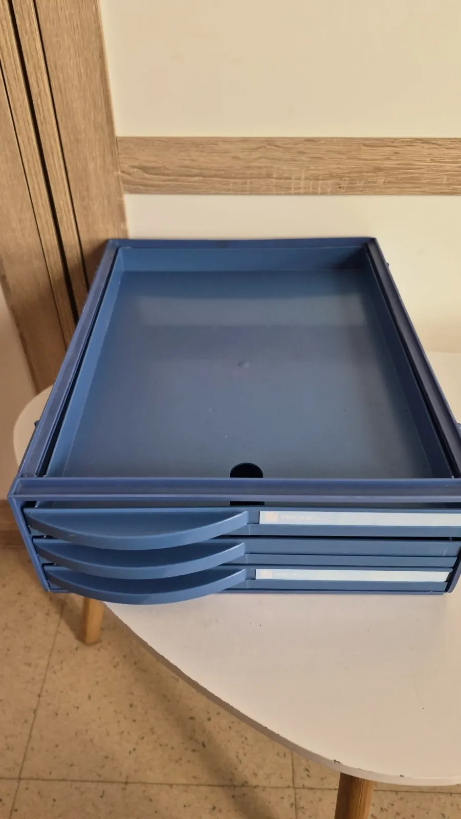 Bloc de 4 corbeilles à courrier Rexel – Rexel 5