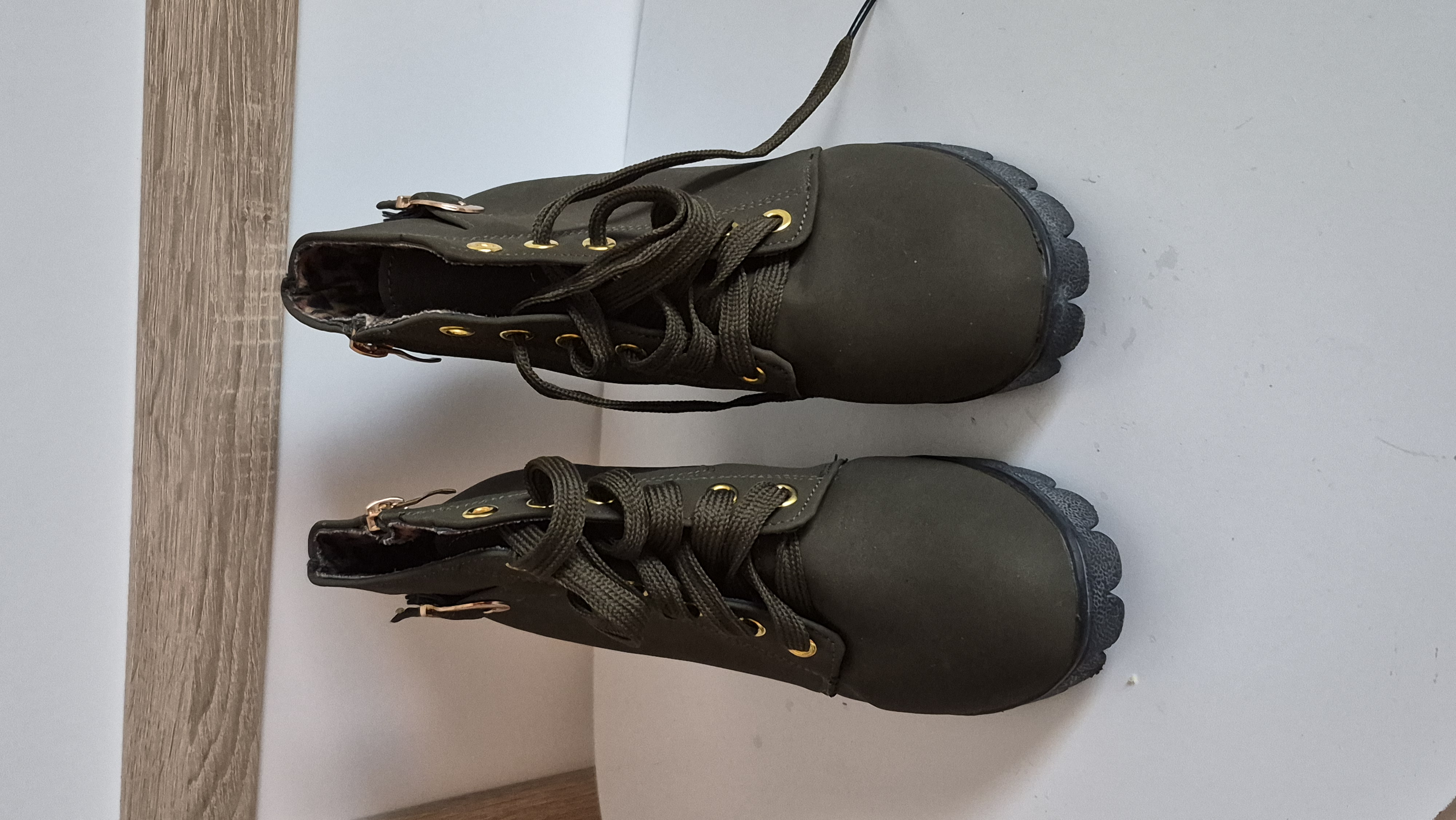 Bottines à talon kaki – China – taille EU 37 4