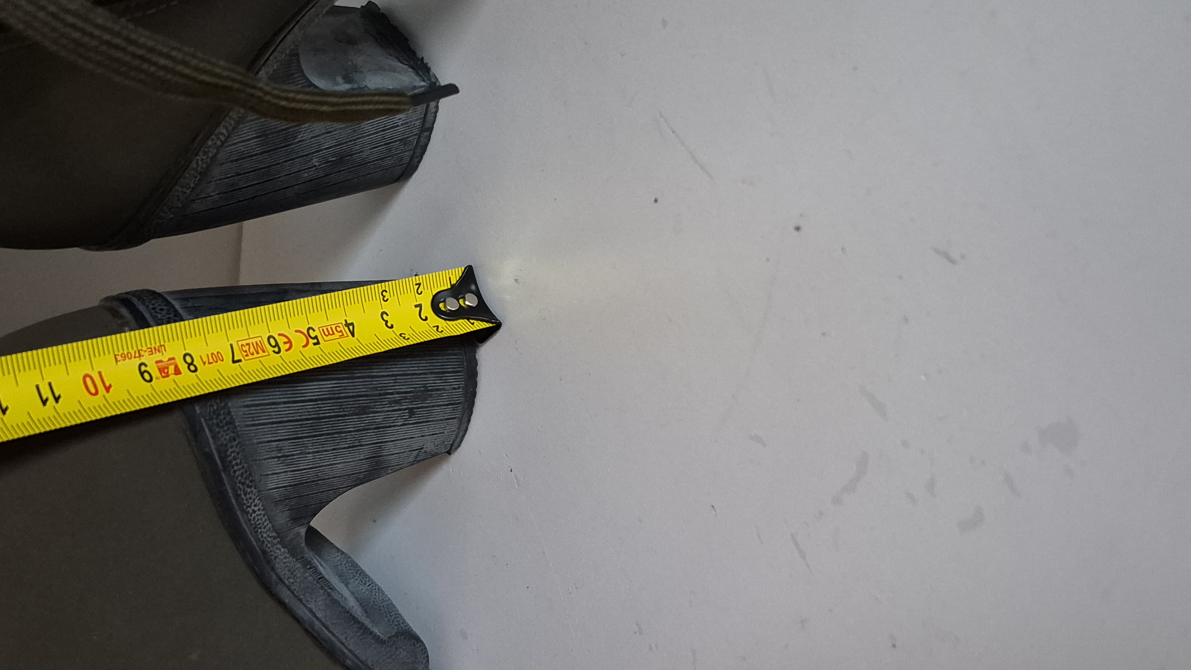 Bottines à talon kaki – China – taille EU 37 7