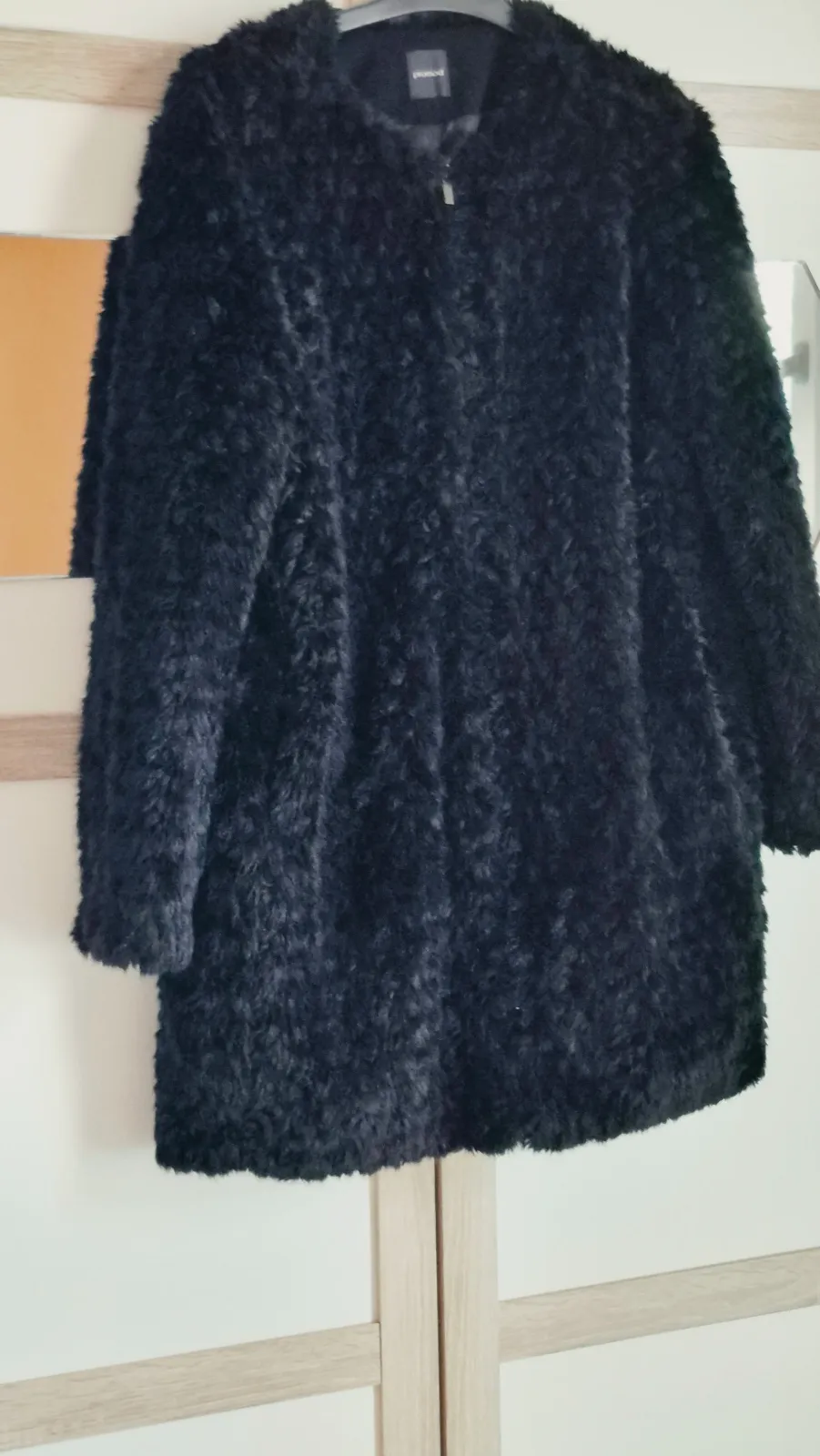 Manteau Promod noir en fausse fourrure – Promod – taille XL 6