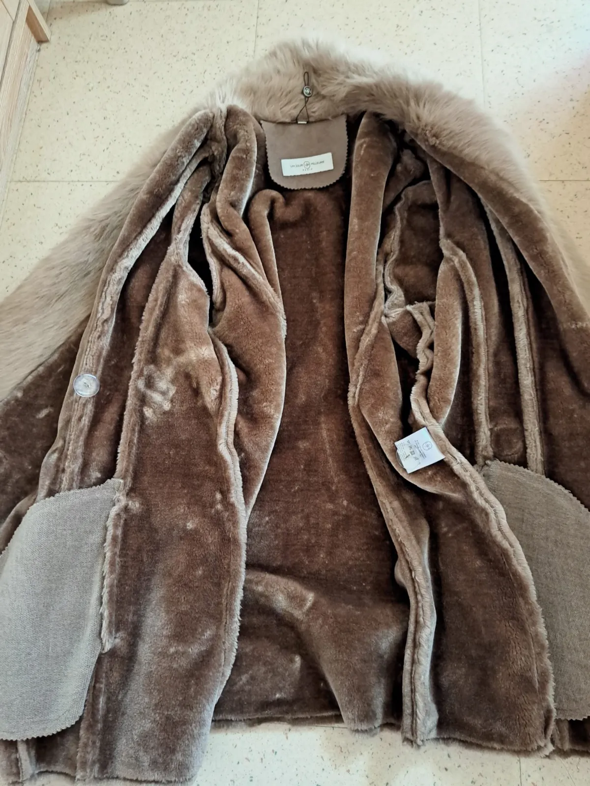 Manteau femme Un Jour Ailleurs – Un Jour Ailleurs – taille XL 9
