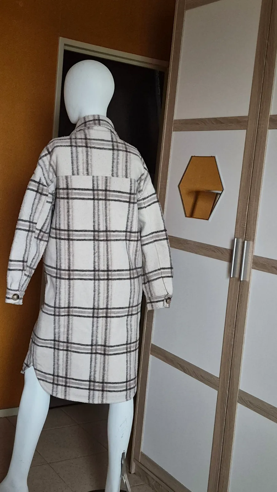 Joli manteau long à – Me Jennifer – taille XS 2