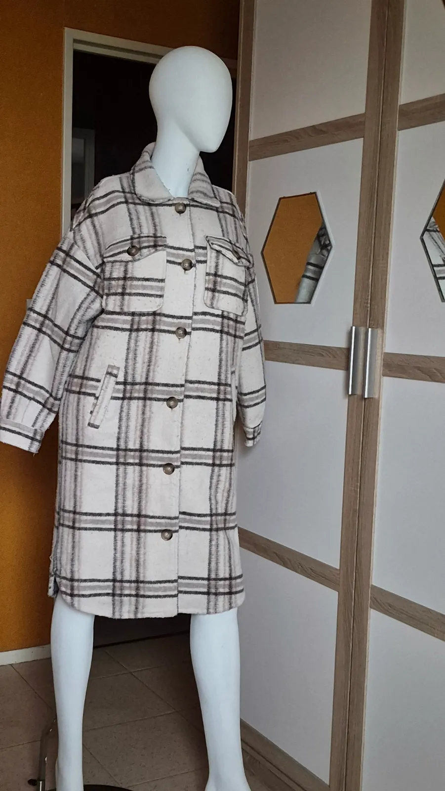 Joli manteau long à – Me Jennifer – taille XS 6