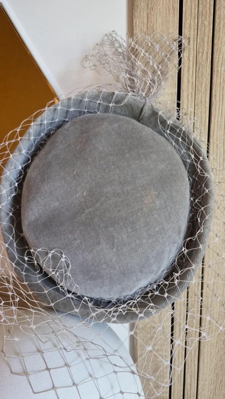Toque vintage grise avec voilette – C&A – taille Taille unique 5