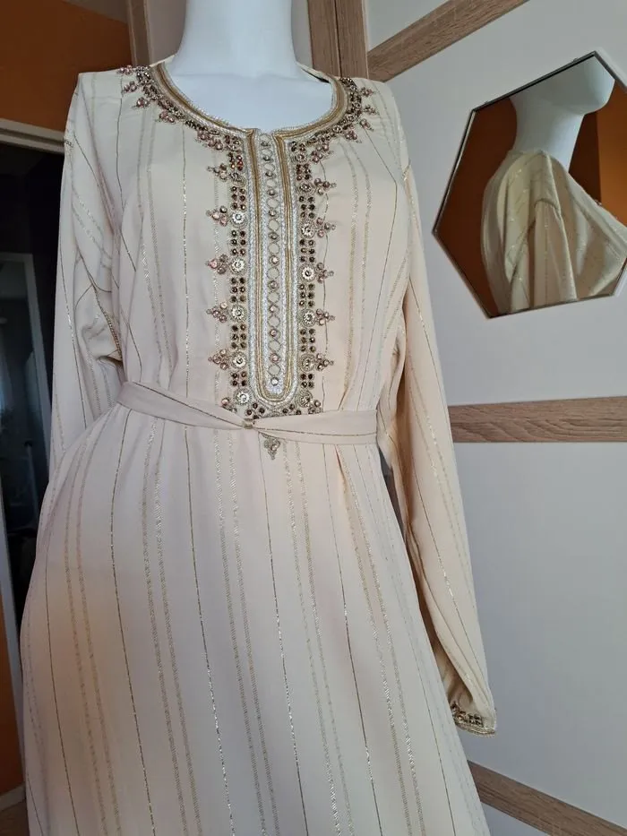 Robe soirée neuf 