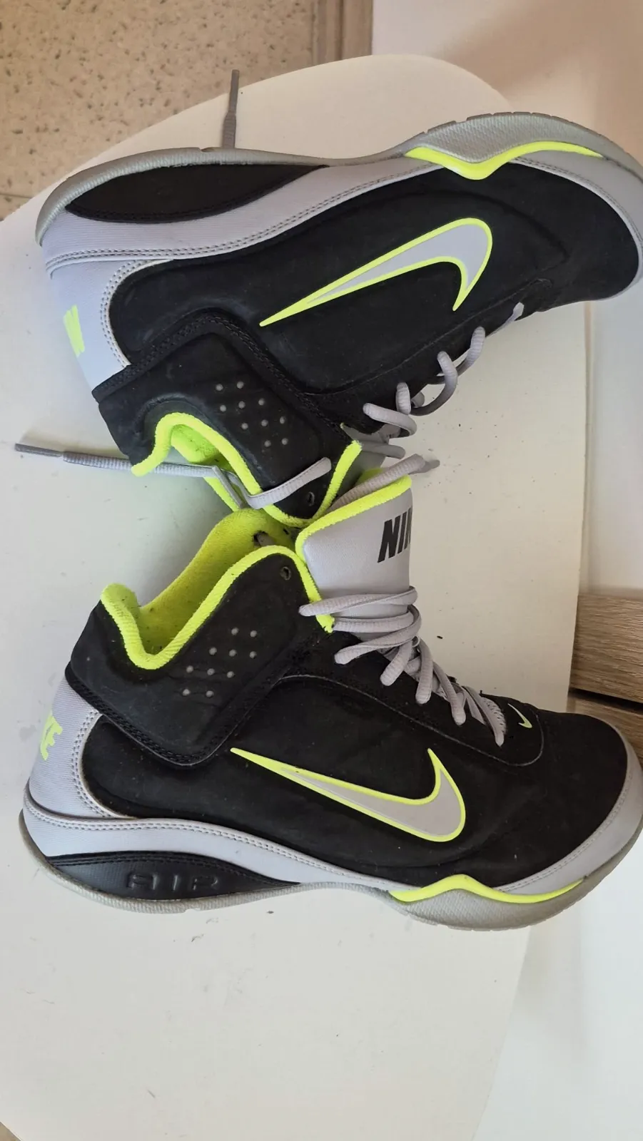 Basket Nike  – Nike – taille EU 41 6