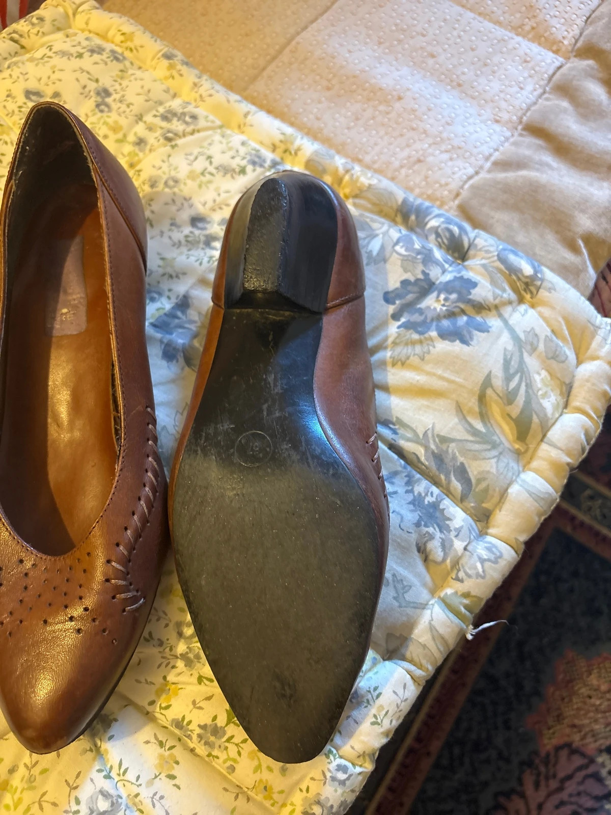 Chaussure vintage acheté en Pologne cuir taille 38 – taille 37 4