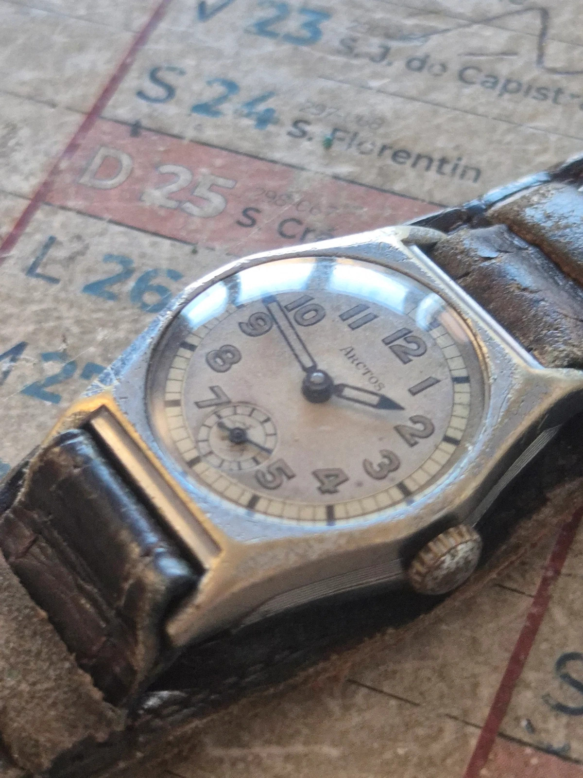 Montre vintage Arctos Allemande c. 1930-1940 – Mouvement Rare Junghans J80 – taille Jusqu'à 30 mm 2