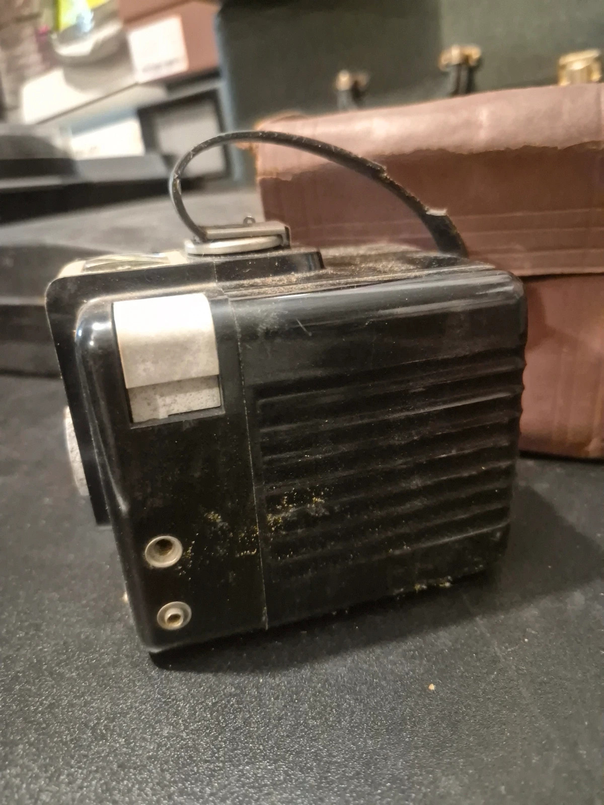 Appareil photo vintage Kodak Brownie Flash + sacoche d'origine (Années 50) – Kodak 2
