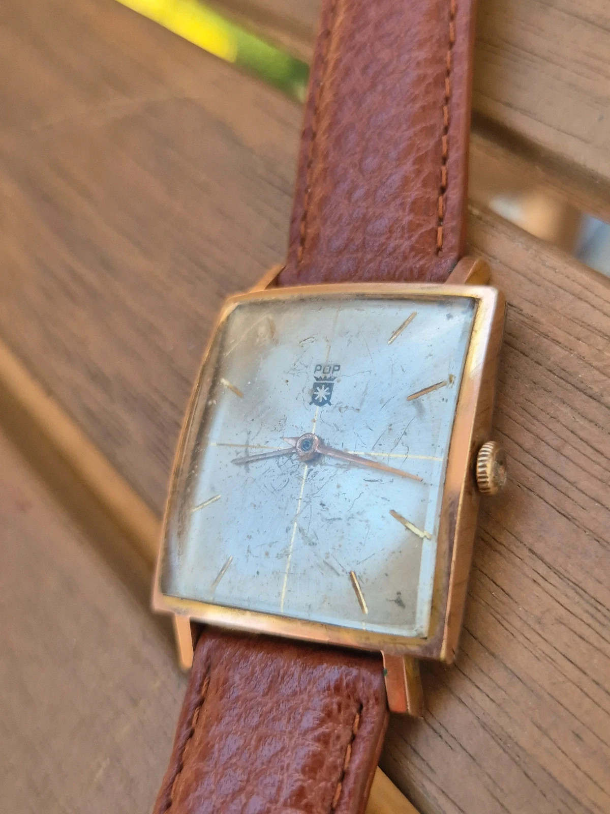 Montre vintage POP carrée – Mécanique à remontage manuel – Pour pièces / À réviser – taille 30–38 mm 2
