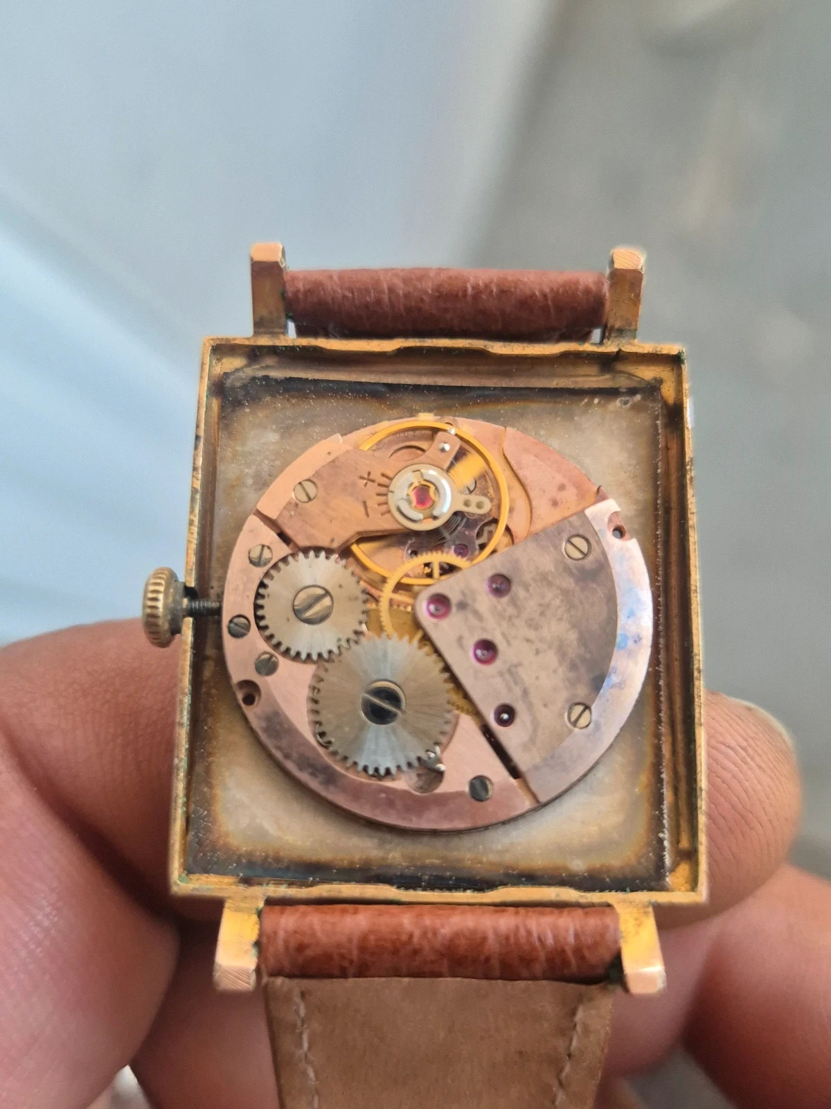Montre vintage POP carrée – Mécanique à remontage manuel – Pour pièces / À réviser – taille 30–38 mm 5
