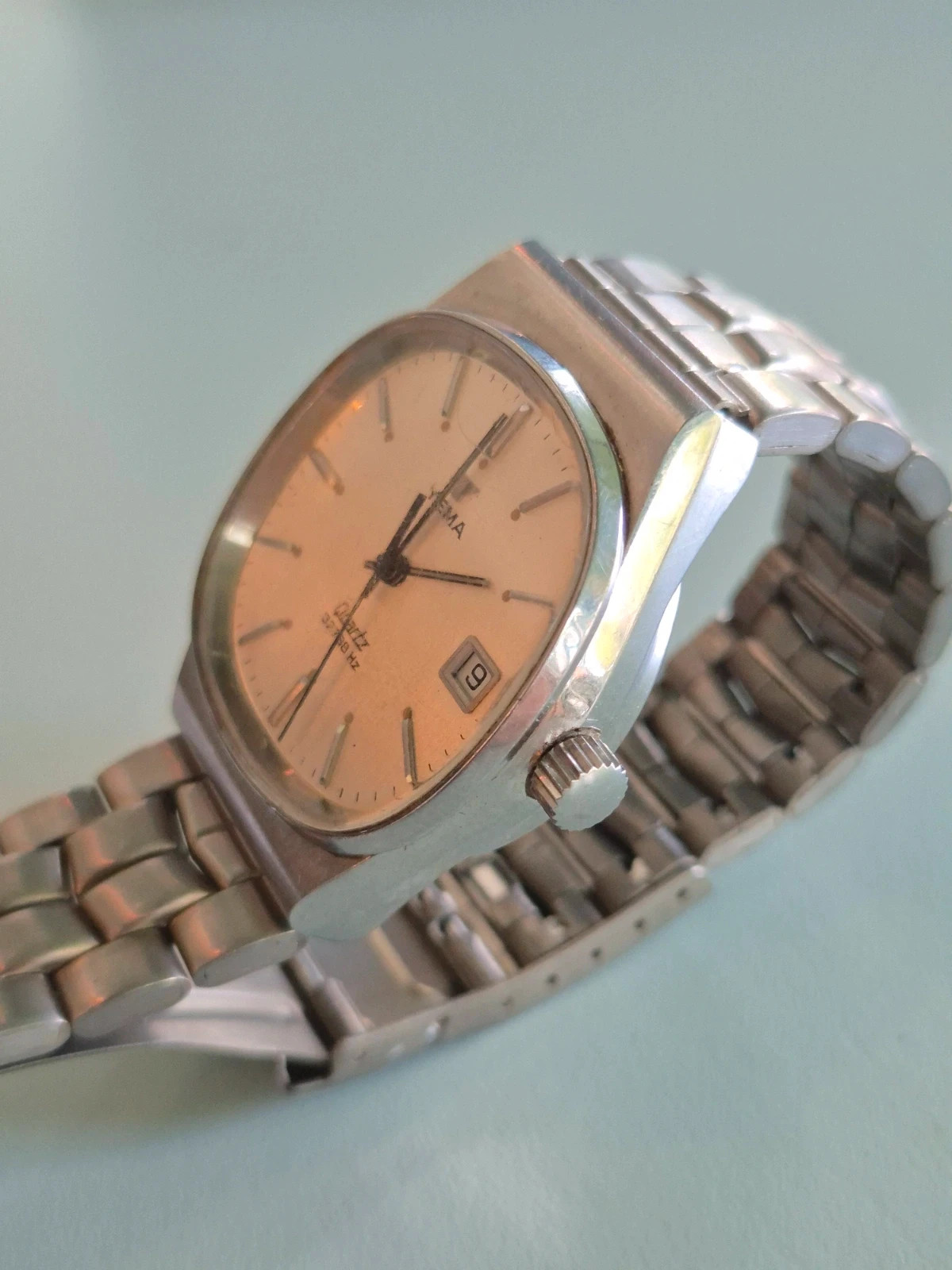 Montre Vintage YEMA Quartz 32768 Hz – Années 80 – Yema – taille 30–38 mm 3
