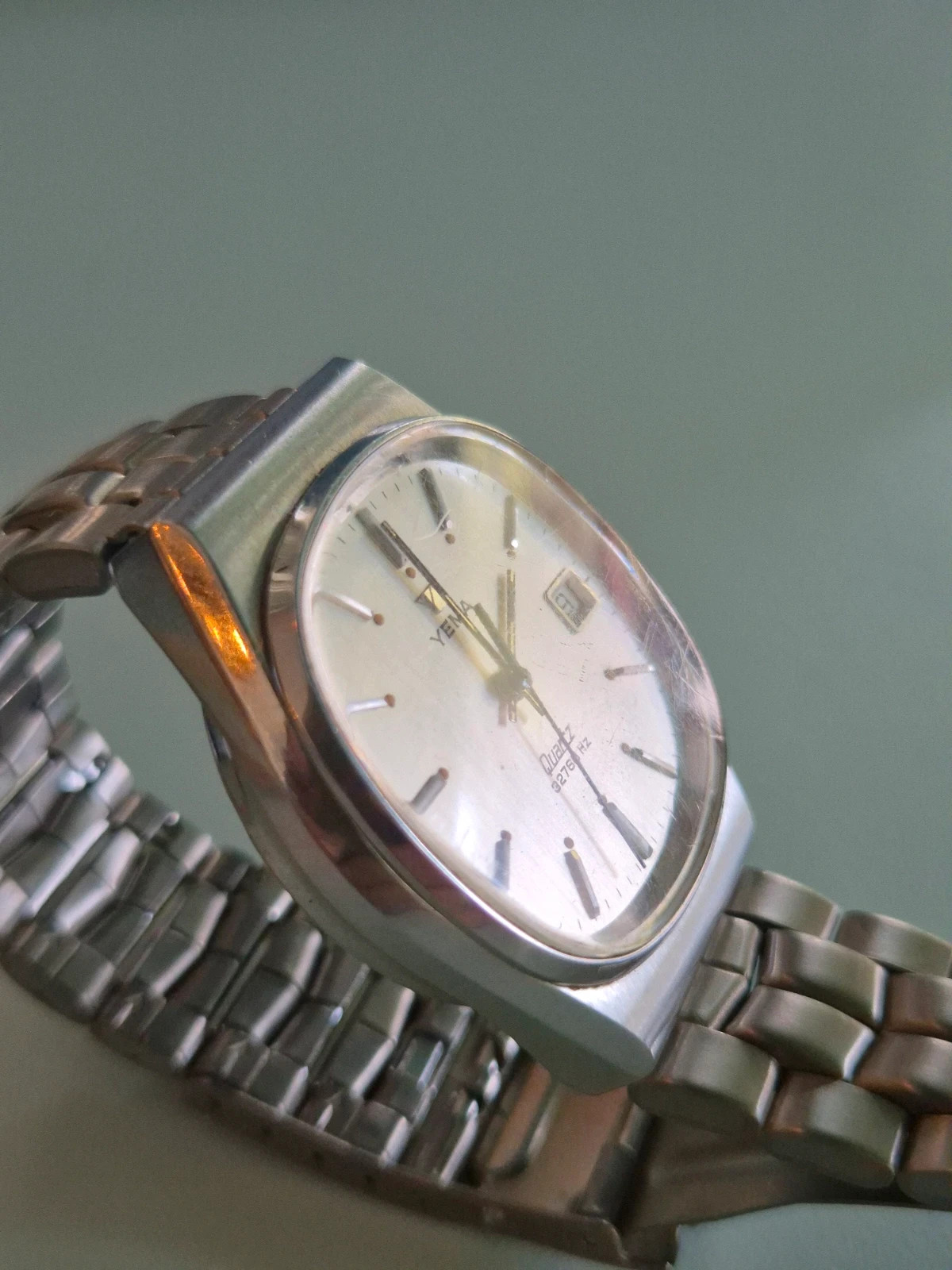 Montre Vintage YEMA Quartz 32768 Hz – Années 80 – Yema – taille 30–38 mm 4