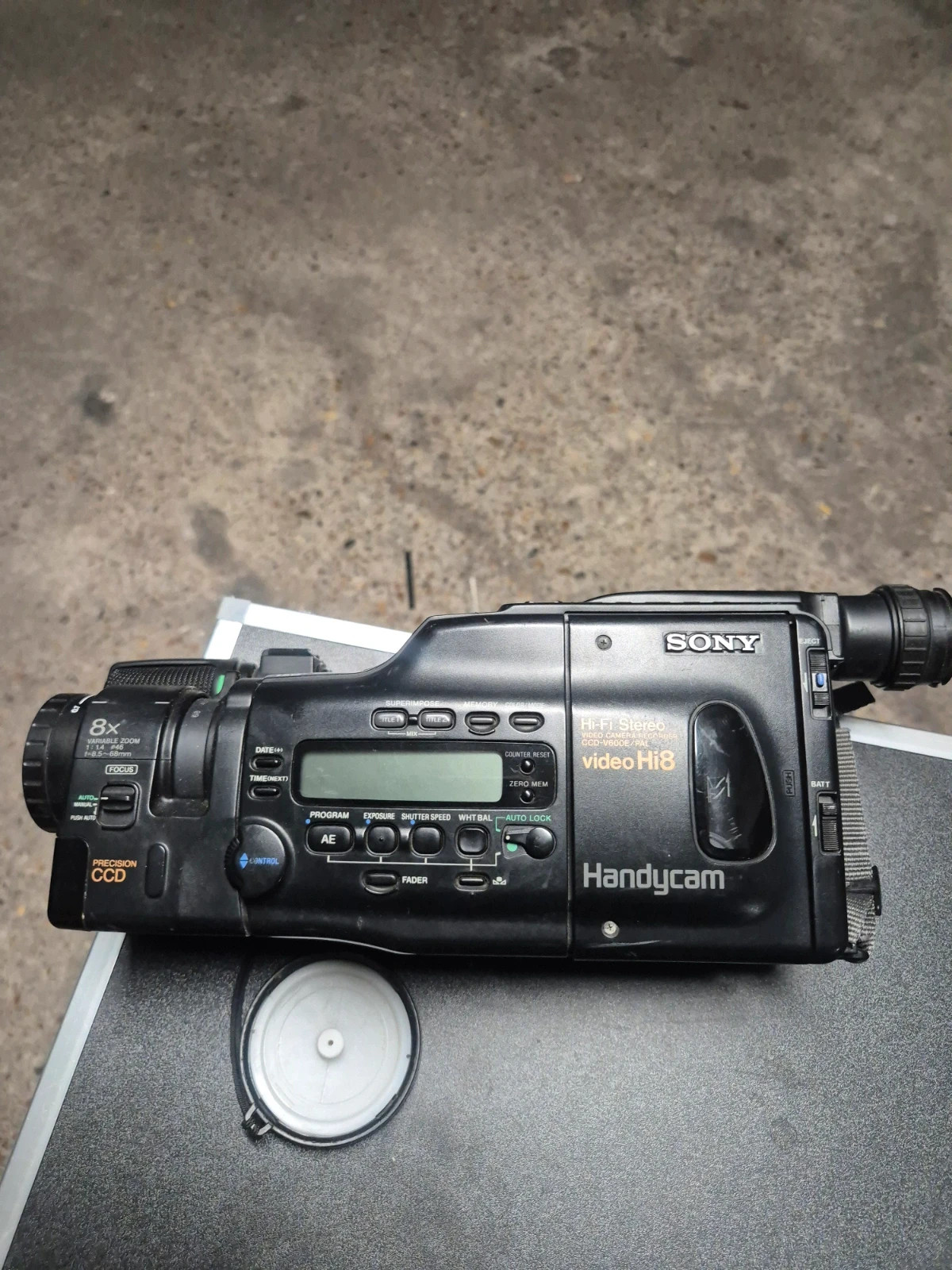 Caméscope Sony Handycam vintage, modèle CCD-V600E – Sony