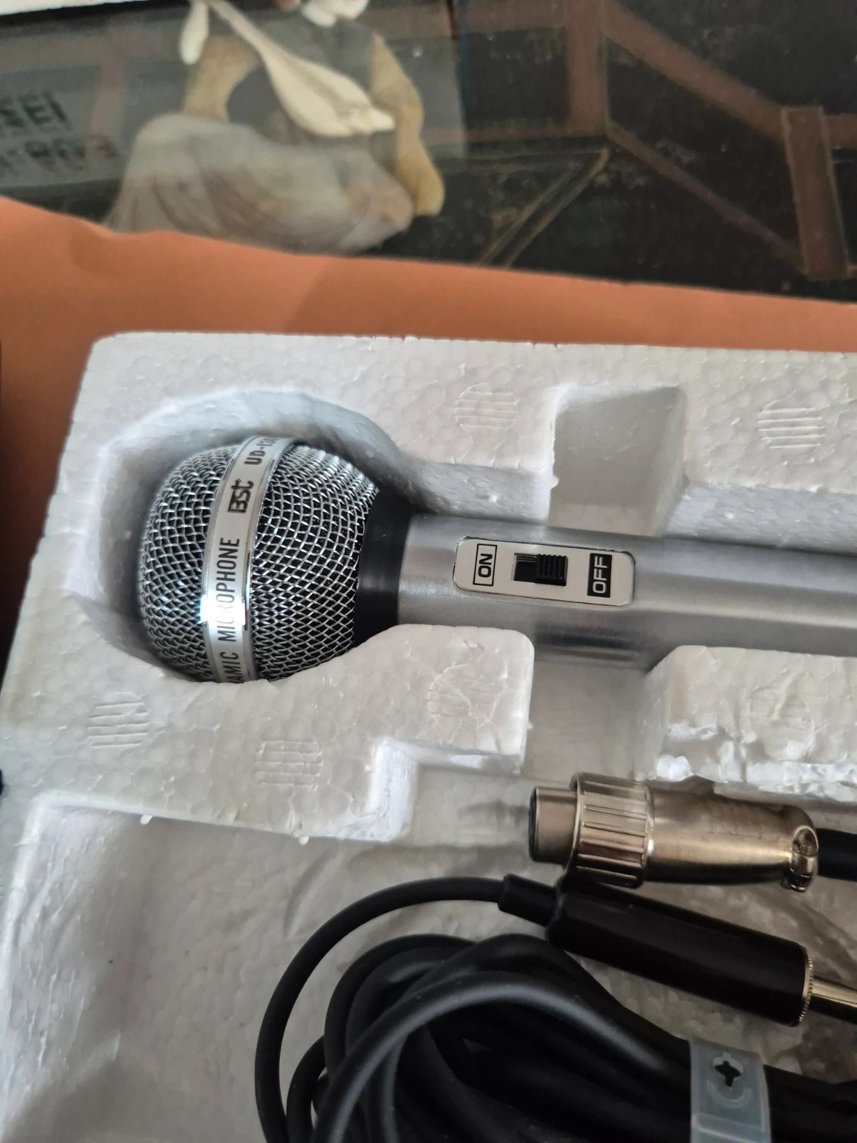 Microphone Dynamique Vintage BST UD-130 – Neuf en Boîte 3