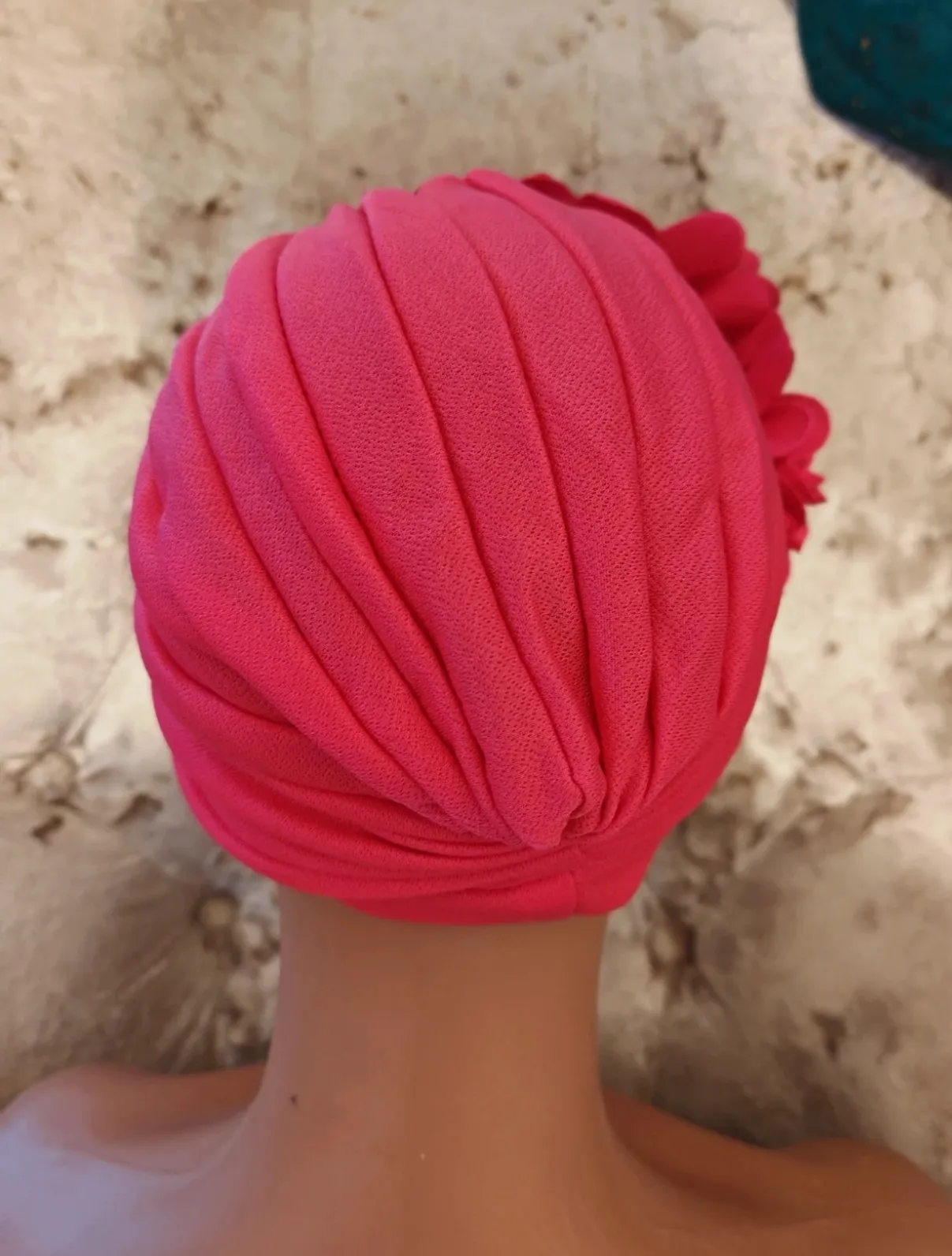 Pink Floral Pleated Turban Bonnet – No Brand – taille Taille unique 2