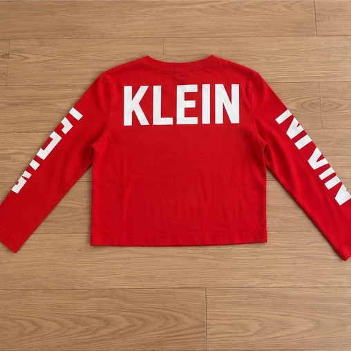 Haut Calvin Klein Jeans rouge taille S – Manches longues - streetwear – Calvin Klein Jeans – taille S / 36 / 8 5