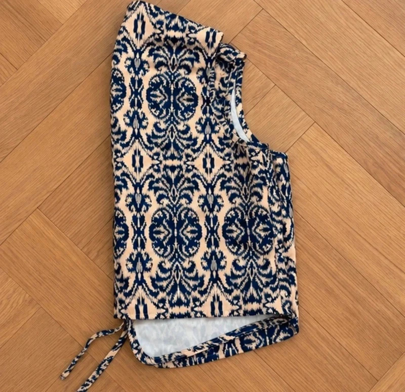 Gilet sans manches femme bleu marine et beige à motifs – Style bohème chic – Tendance – taille M / 38 / 10 4