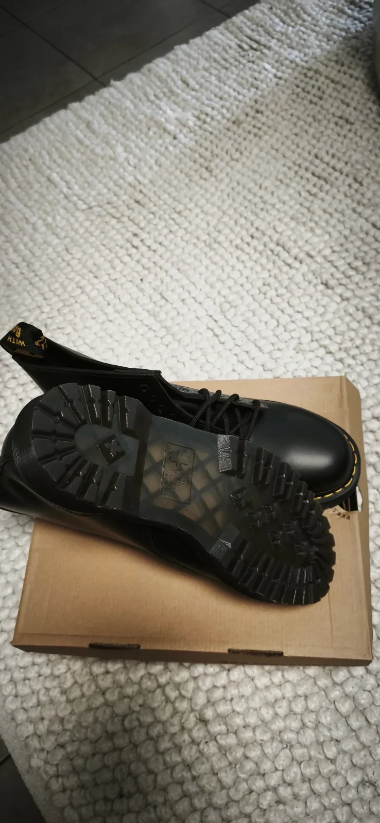 Bottines Dr. Martens 1460 noires en cuir – Dr. Martens – taille EU 45 3