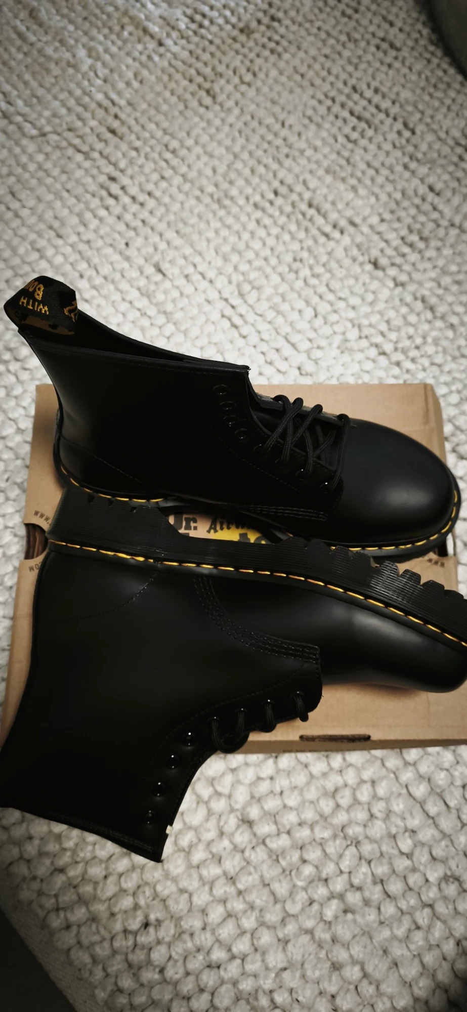 Bottines Dr. Martens 1460 noires en cuir