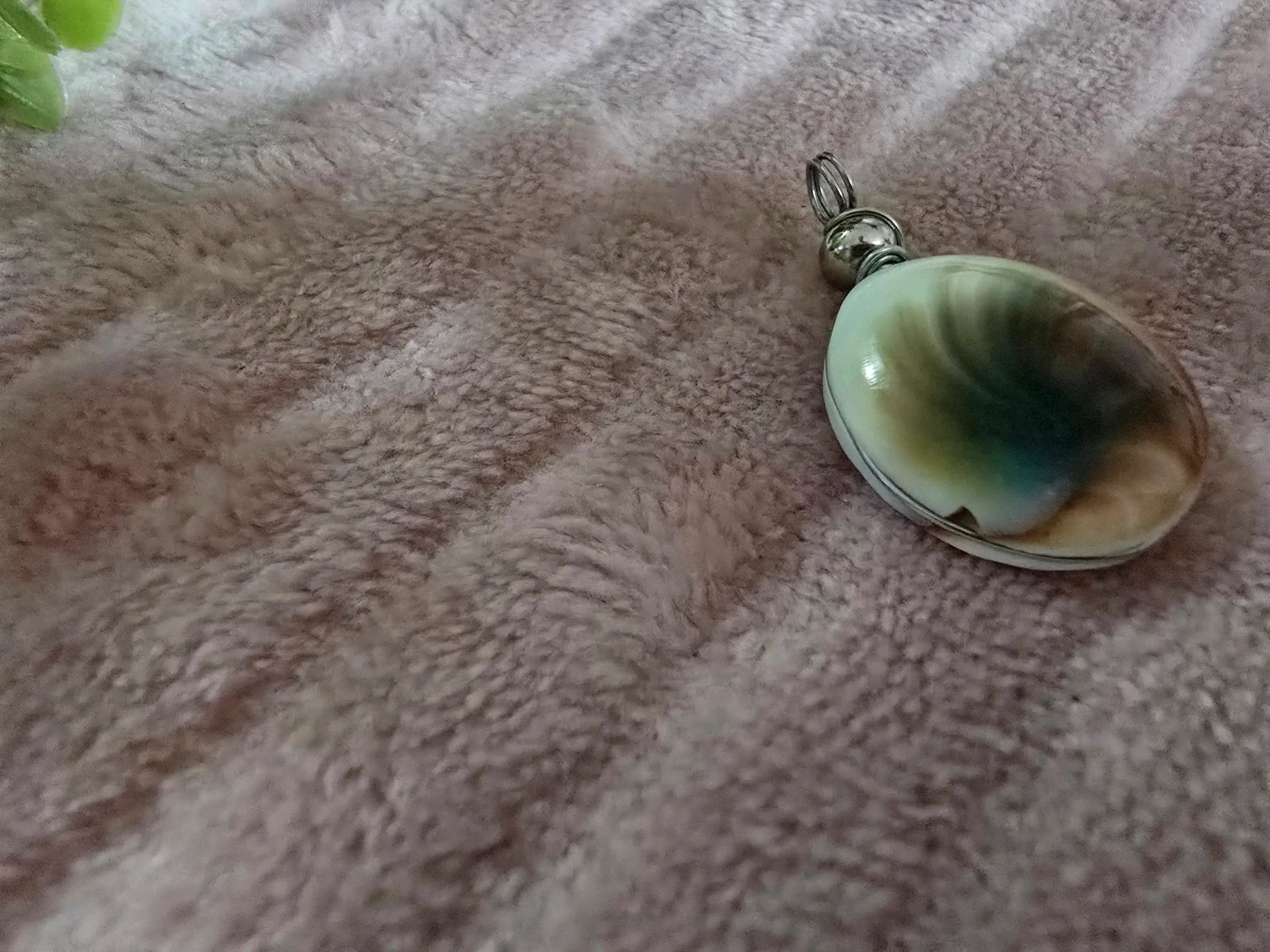 Pendentif œil de Sainte Lucie naturel Porte-bonheur / Œil de Shiva – Accessories 3