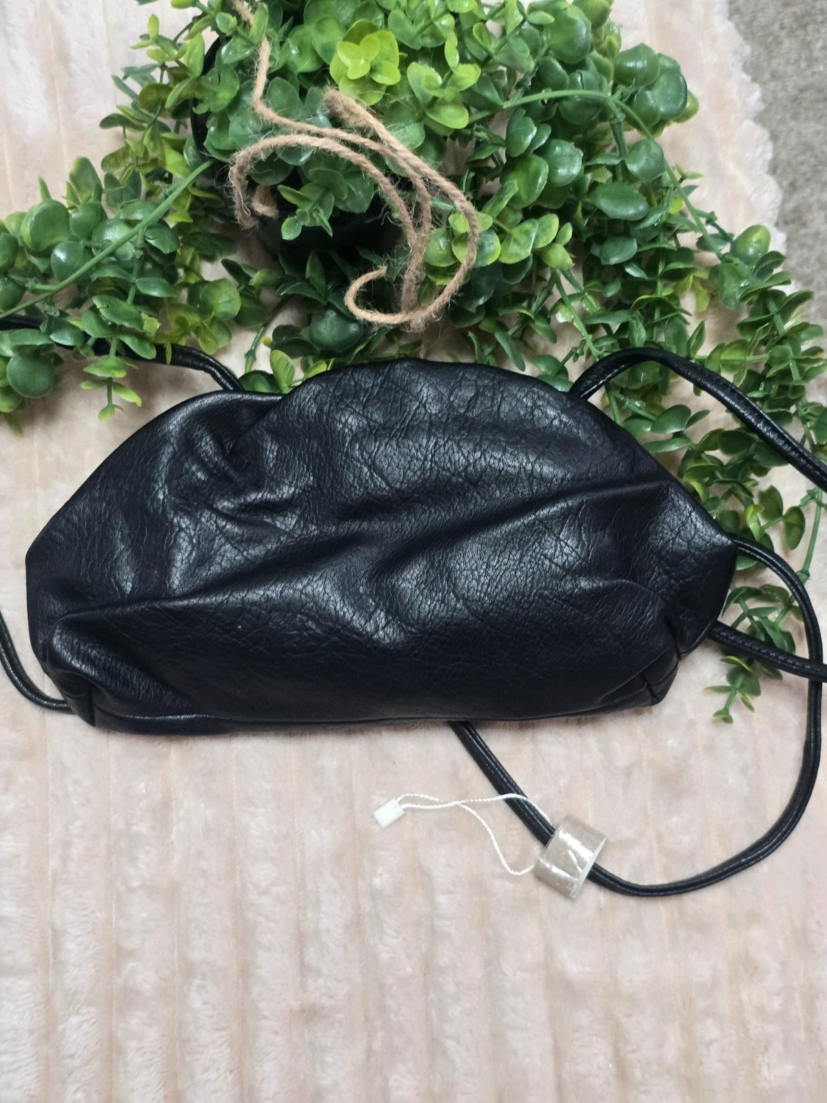 Sac pochette / bourse froncé noir style Neuf sans étiquette 2