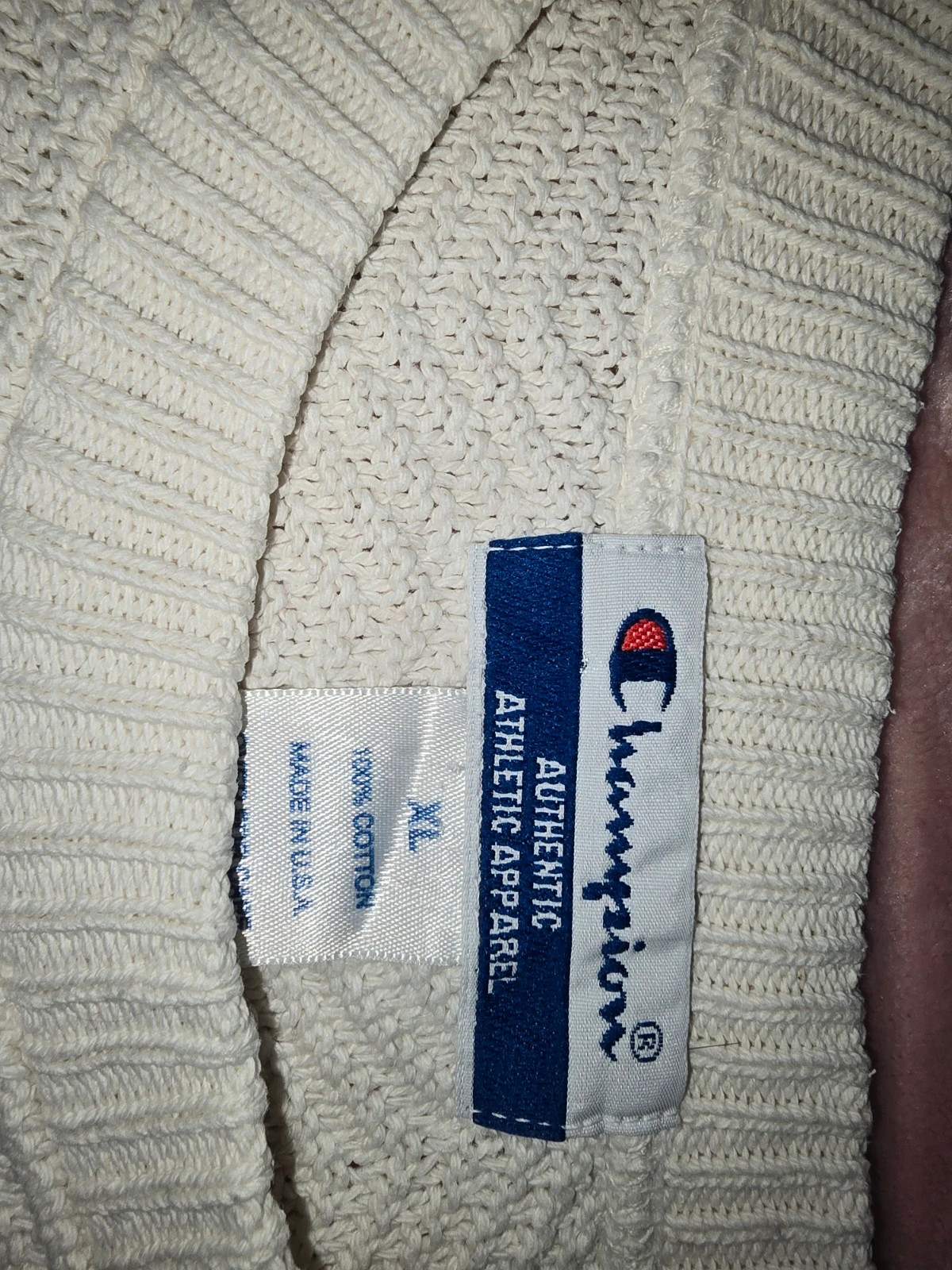 Pull vintage Champion blanc casse 100 pour cent coton taille XL Made in USA – Champion – taille XL / 42 / 14 3