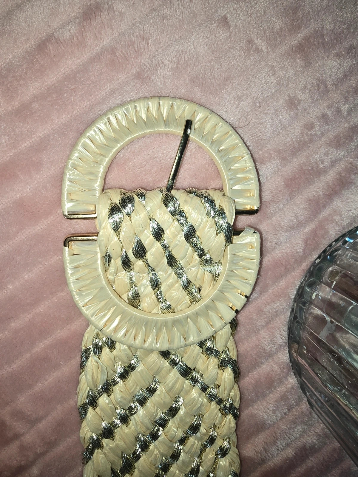 Ceinture tressée dorée et beige - Style paille / raphia 100 cm – taille 100 cm 2
