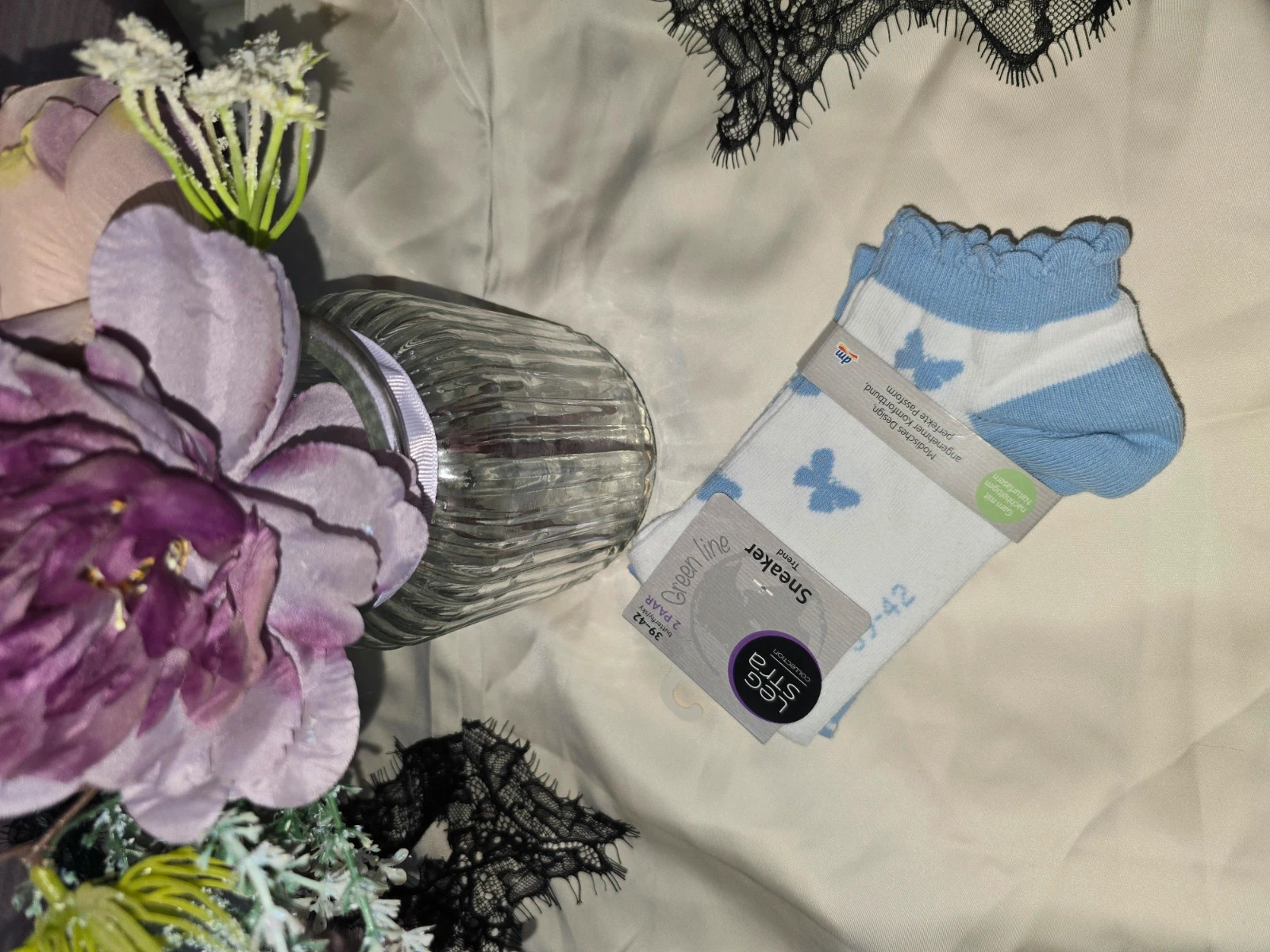 Lot de 2 paires de chaussettes courtes socquettes bleues et blanches à motifs papillons Taille 39-42 – taille 40-42 3