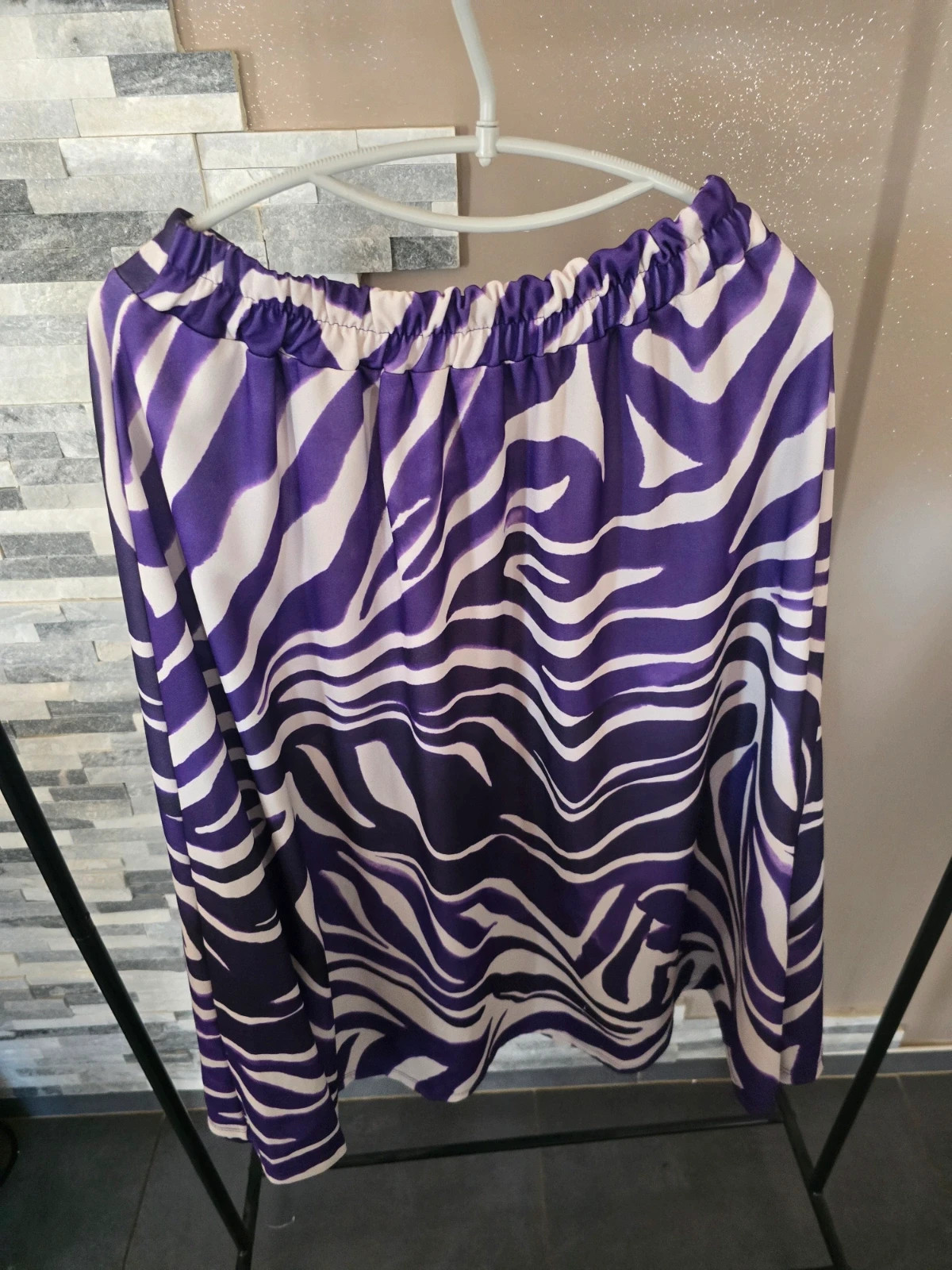 Jupe longue évasée imprimé zèbre violet Vegas Neuve avec étiquette – New Collection – taille Taille unique 2