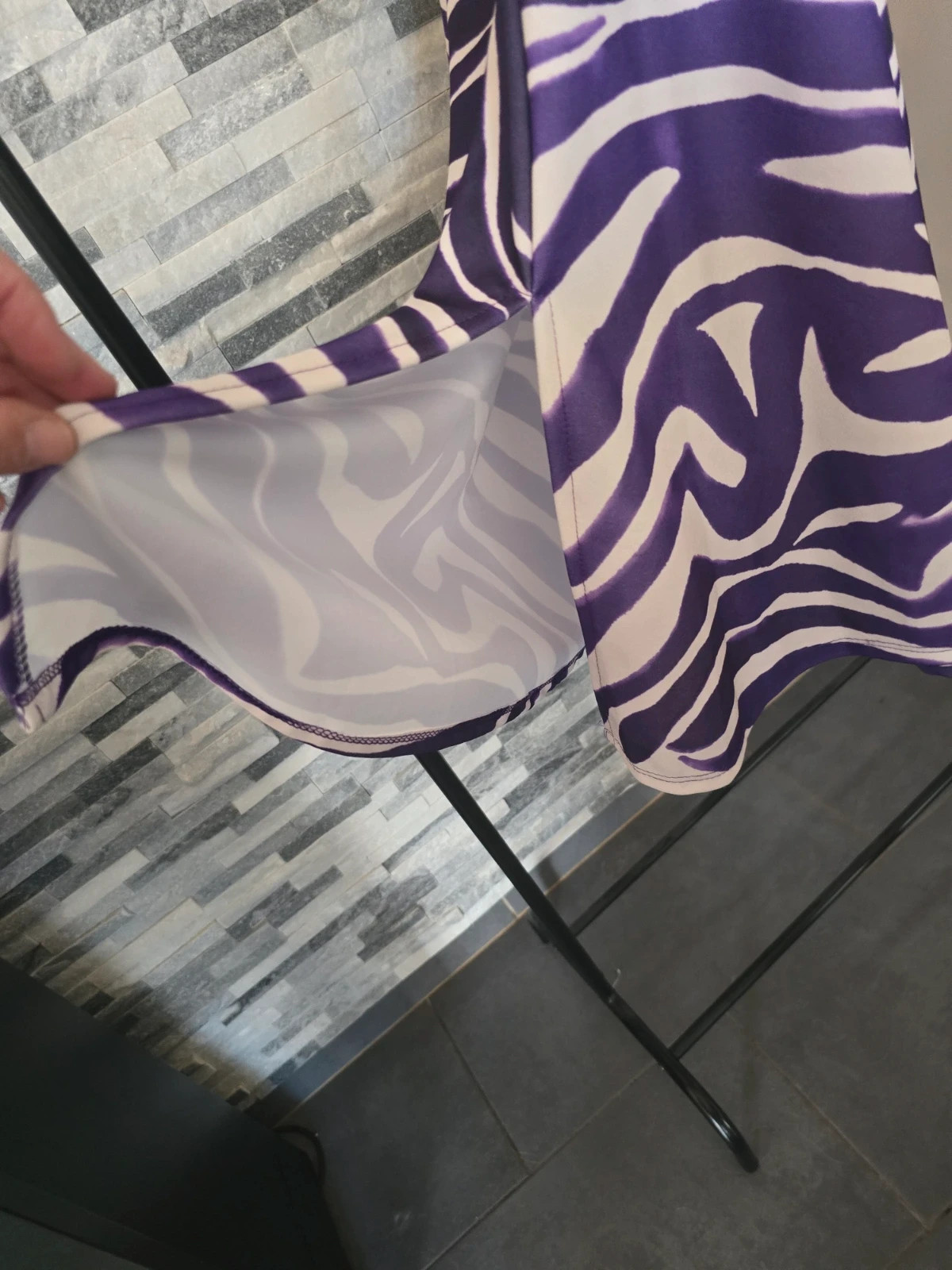 Jupe longue évasée imprimé zèbre violet Vegas Neuve avec étiquette – New Collection – taille Taille unique 3
