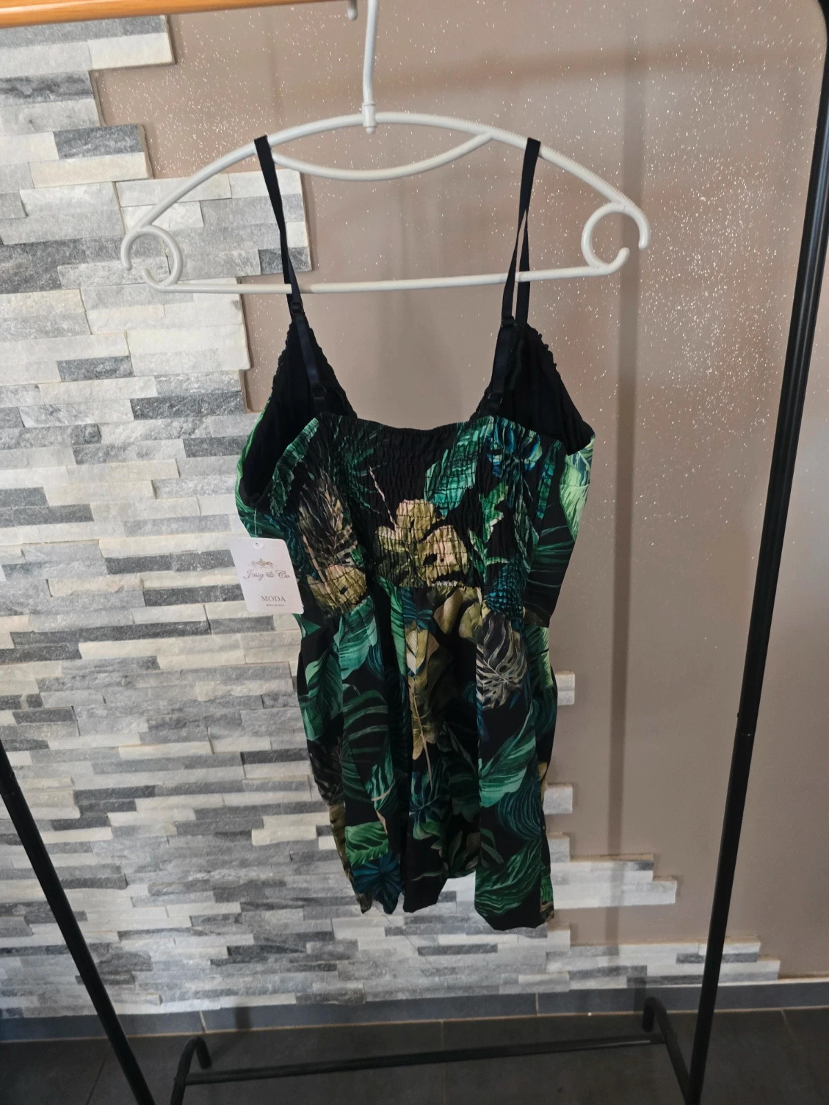 Combi-short tropical à bretelles et dentelle Jessy & Co Neuf avec étiquette – Jessy – taille Taille unique 4