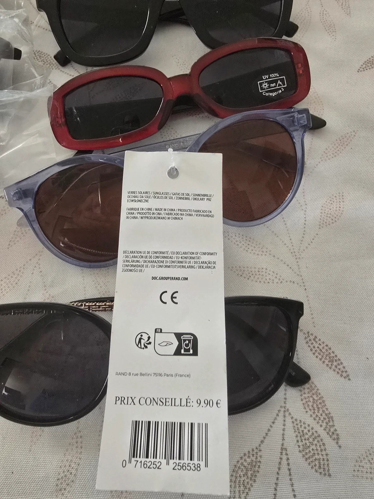 Lot de 18 lunettes de soleil neuves + 10 étuis Montana Eyewear & autres – Montana 4