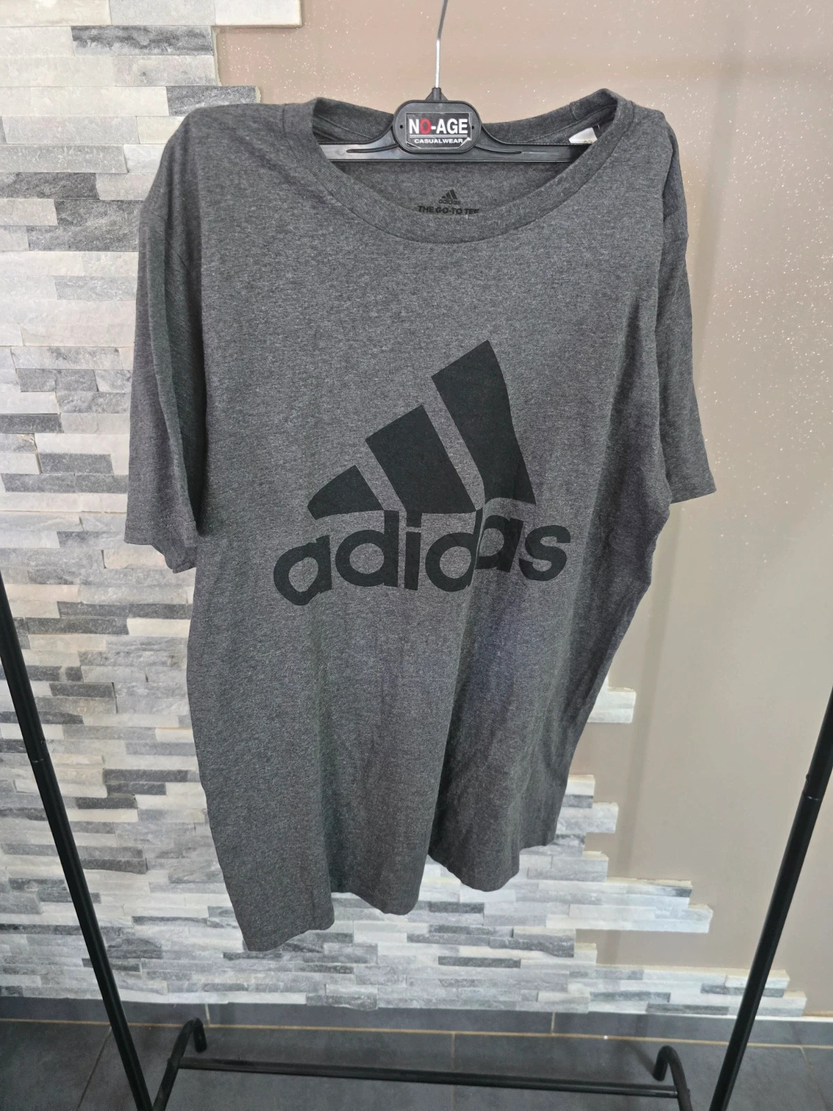 T-shirt Adidas « The Go-To Tee » Gris Chine Taille M