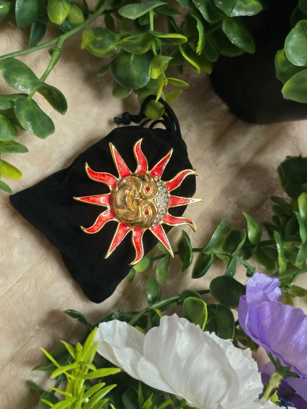 Broche Vintage AJC Soleil Céleste Émaillée & Strass Signée 80s – AJC Céleste 2