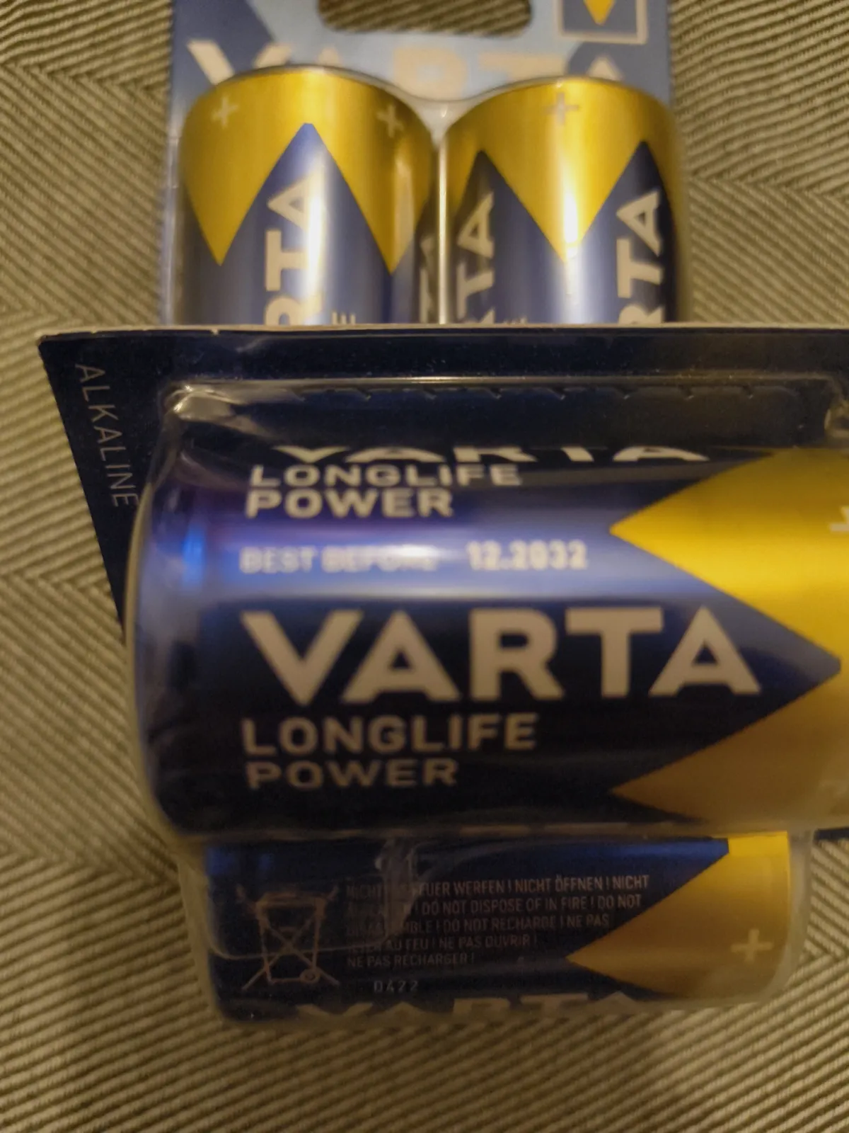 Lot de 6 piles alcalines D Varta Longlife Power – Varta 4