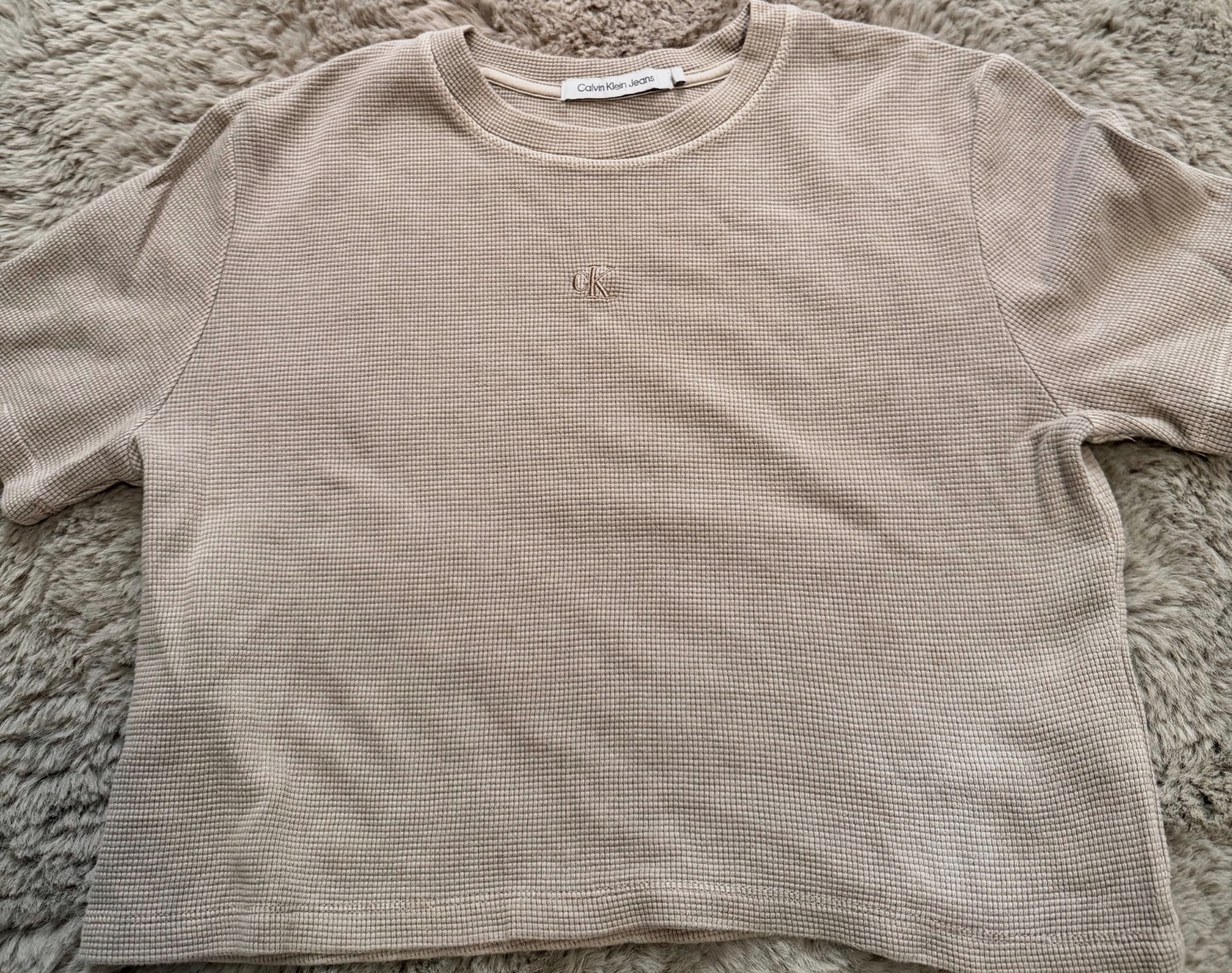 T-shirt gaufré Calvin Klein Jeans beige – Calvin Klein Jeans – taille S 2