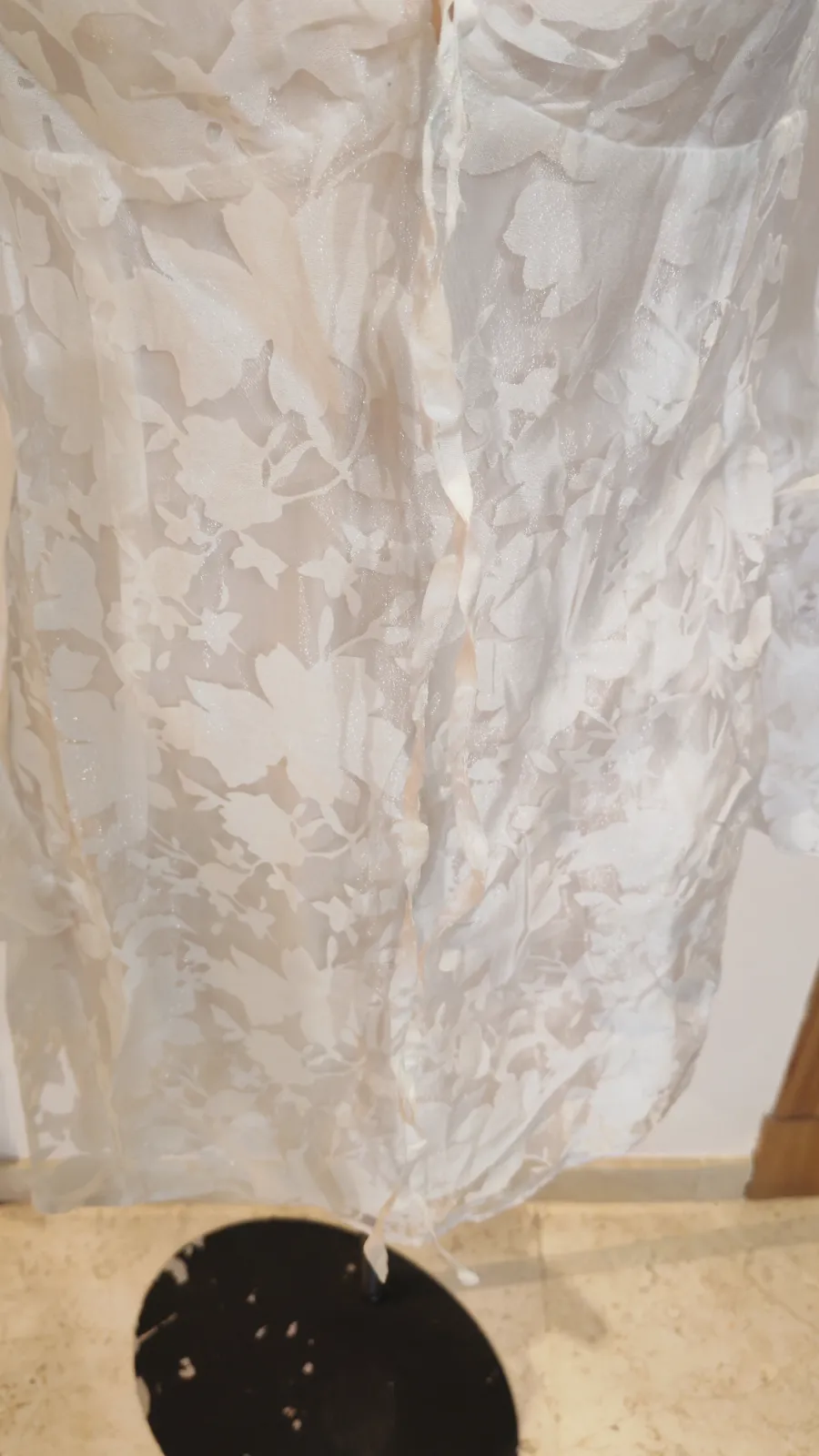 Vestido corto blanco con encaje floral y mangas abullonadas – Cider – taille L 5