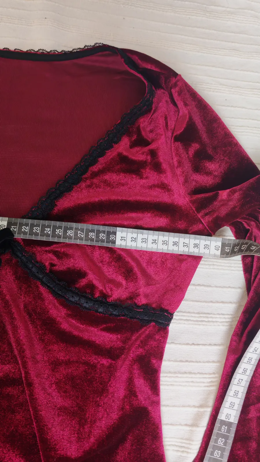 Vestido corto de terciopelo burdeos con encaje – Cider – taille XS 8
