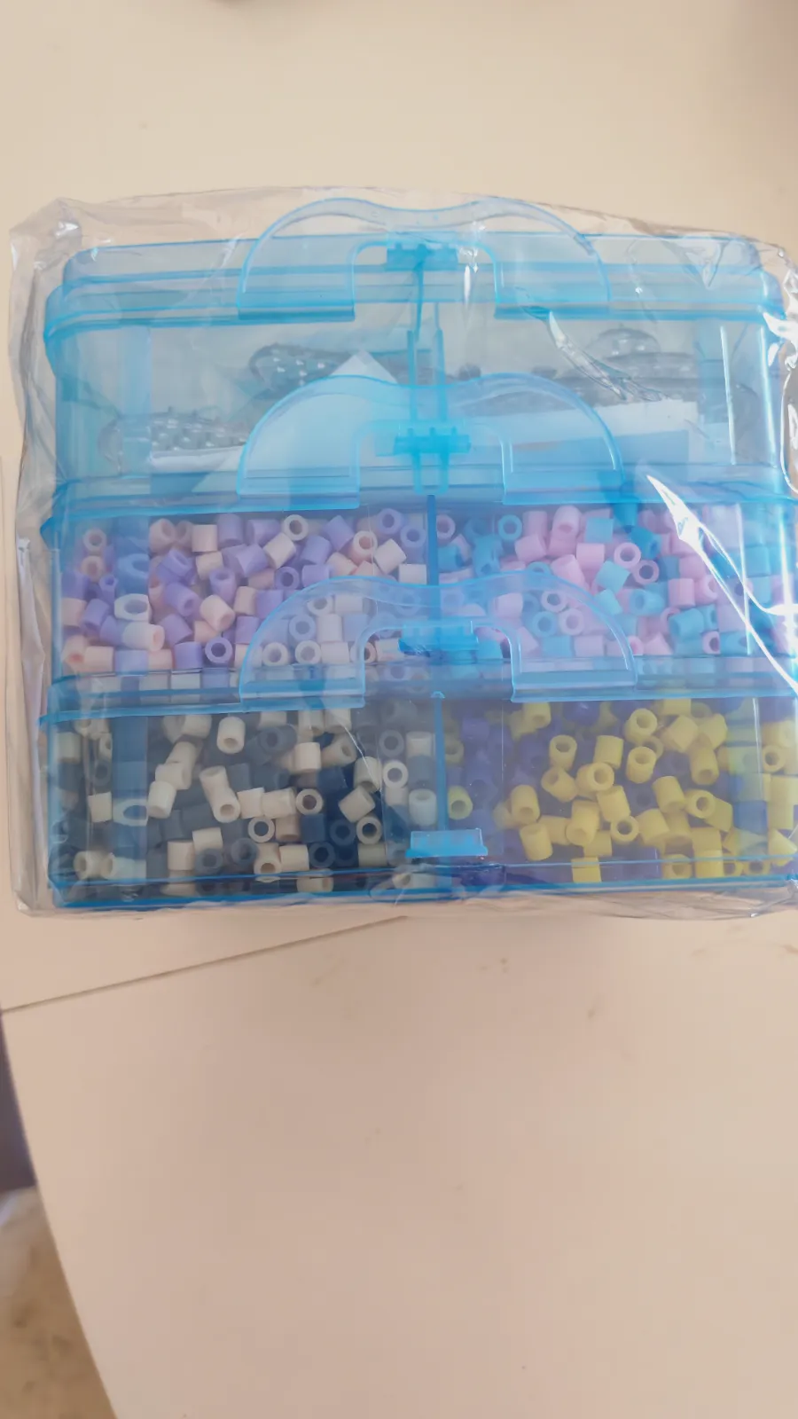Maletín de cuentas para planchar multicolores – Sin marca – taille 7 años 2