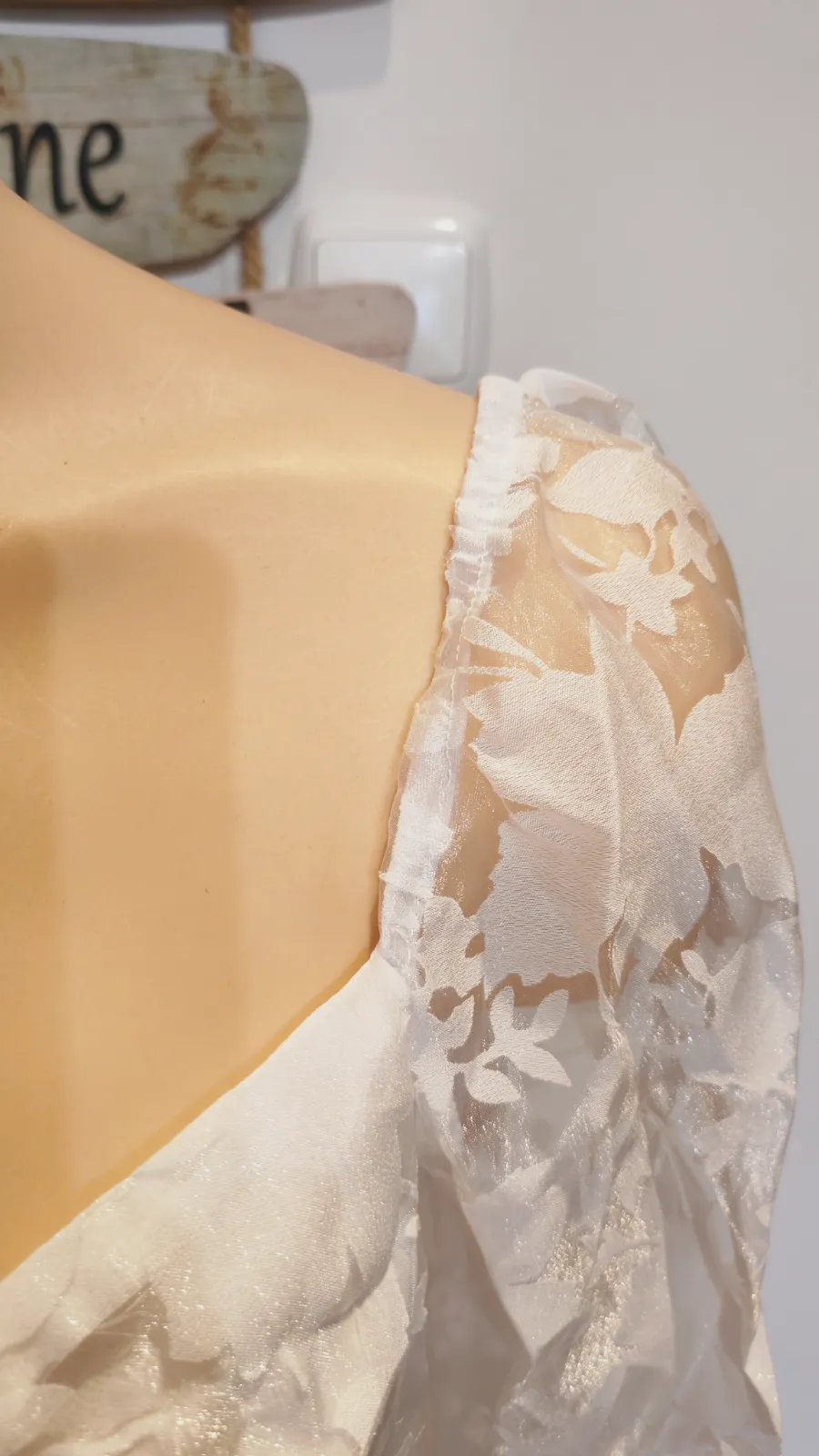 Vestido corto blanco con encaje floral y mangas abullonadas – Cider – taille L 6