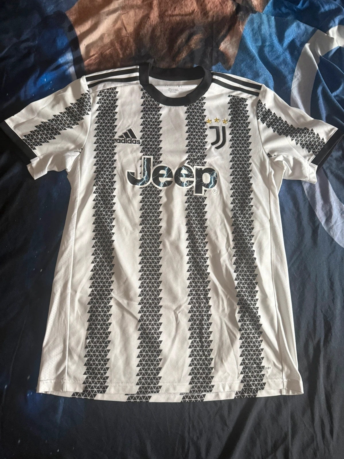 T shirt Juventus – adidas – taille M