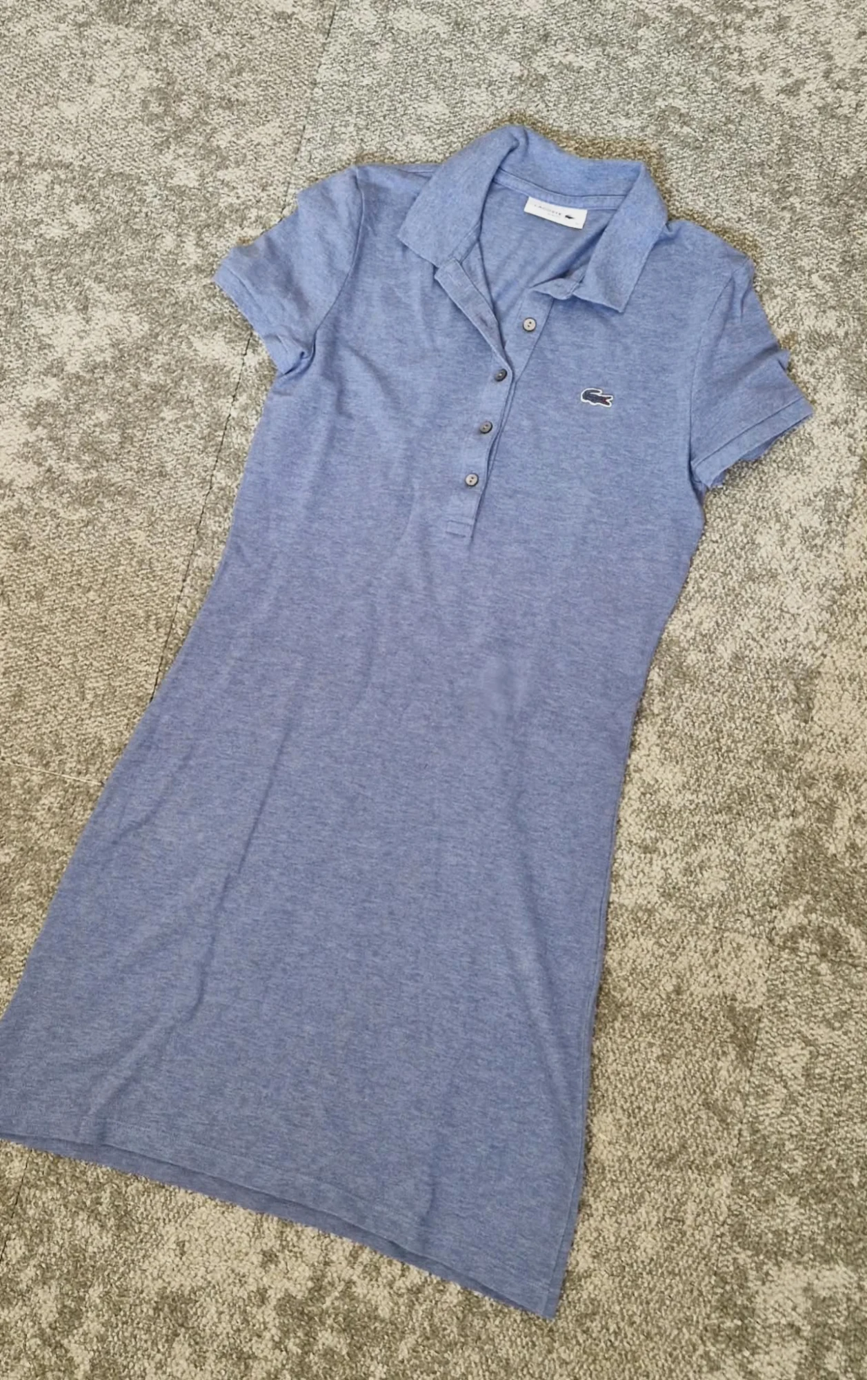 Robe polo Lacoste bleu clair taille 34