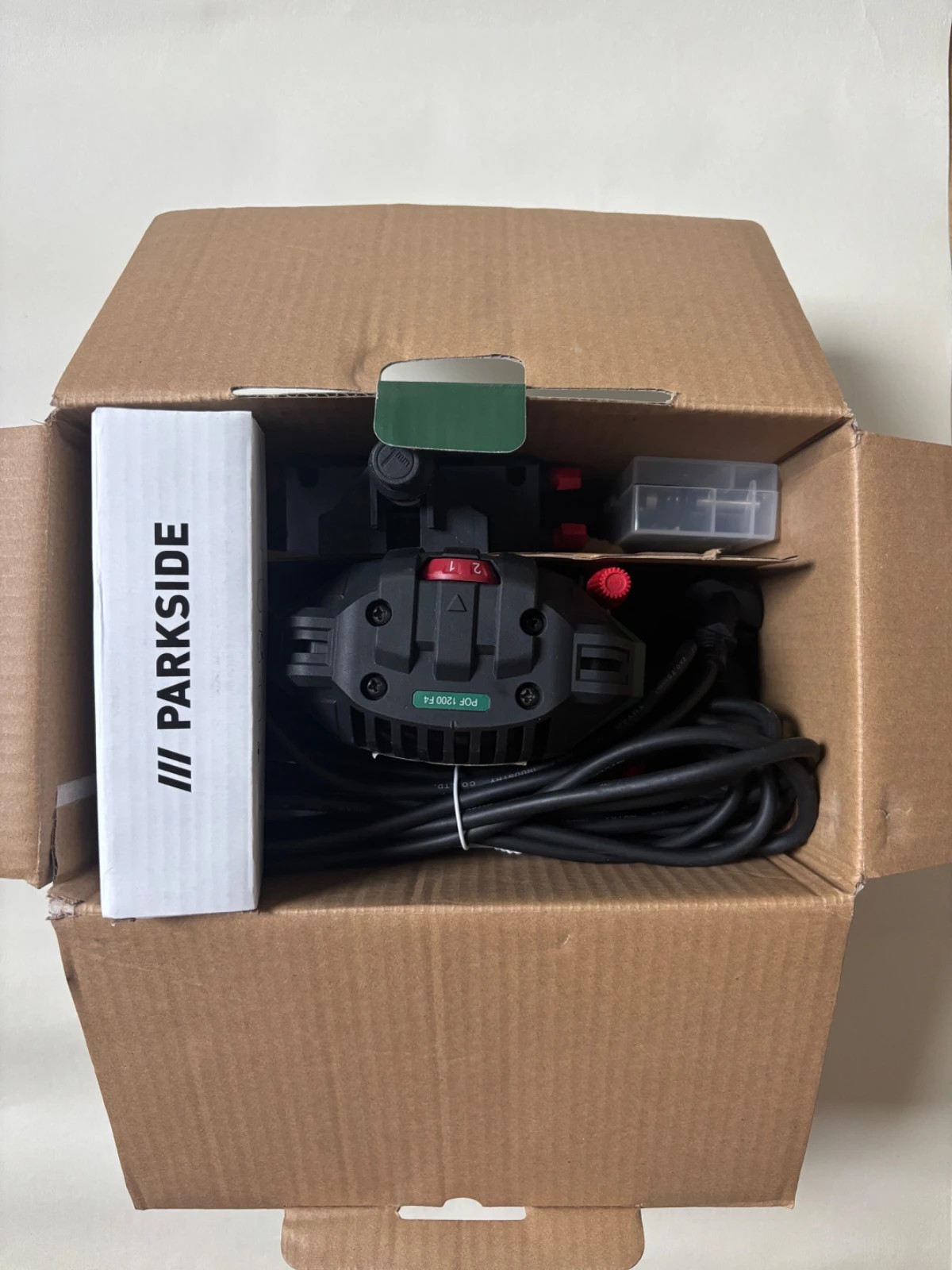 Défonceuse Parkside POF 1200 F4 – Parkside 2