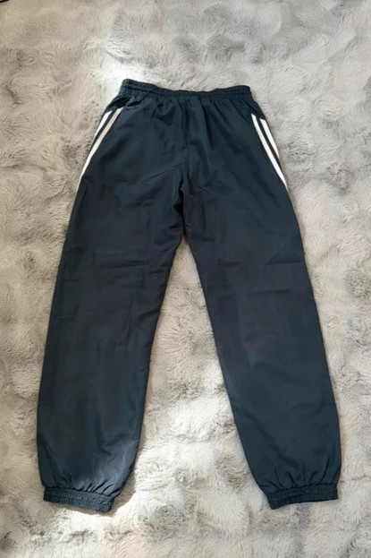 Magnfique Pantalon de survêtement Adidas noir 14 ans – adidas – taille Taille unique 3