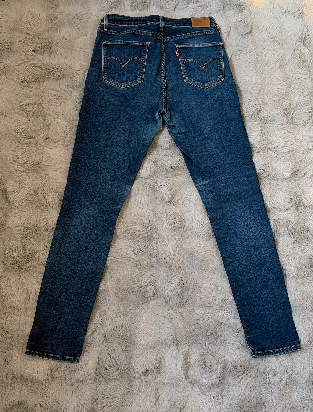 Jean Levi's 721 High Rise Skinny Bleu - W30 (Très bon état) – Levi's – taille L / 40 / 12 3
