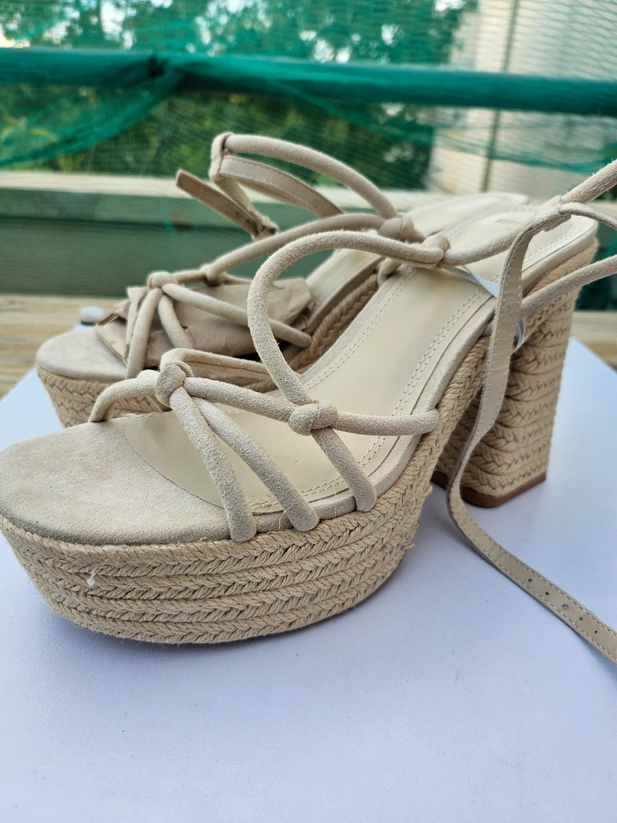 Sandals new with tag 40 – Bershka – taille 40 2