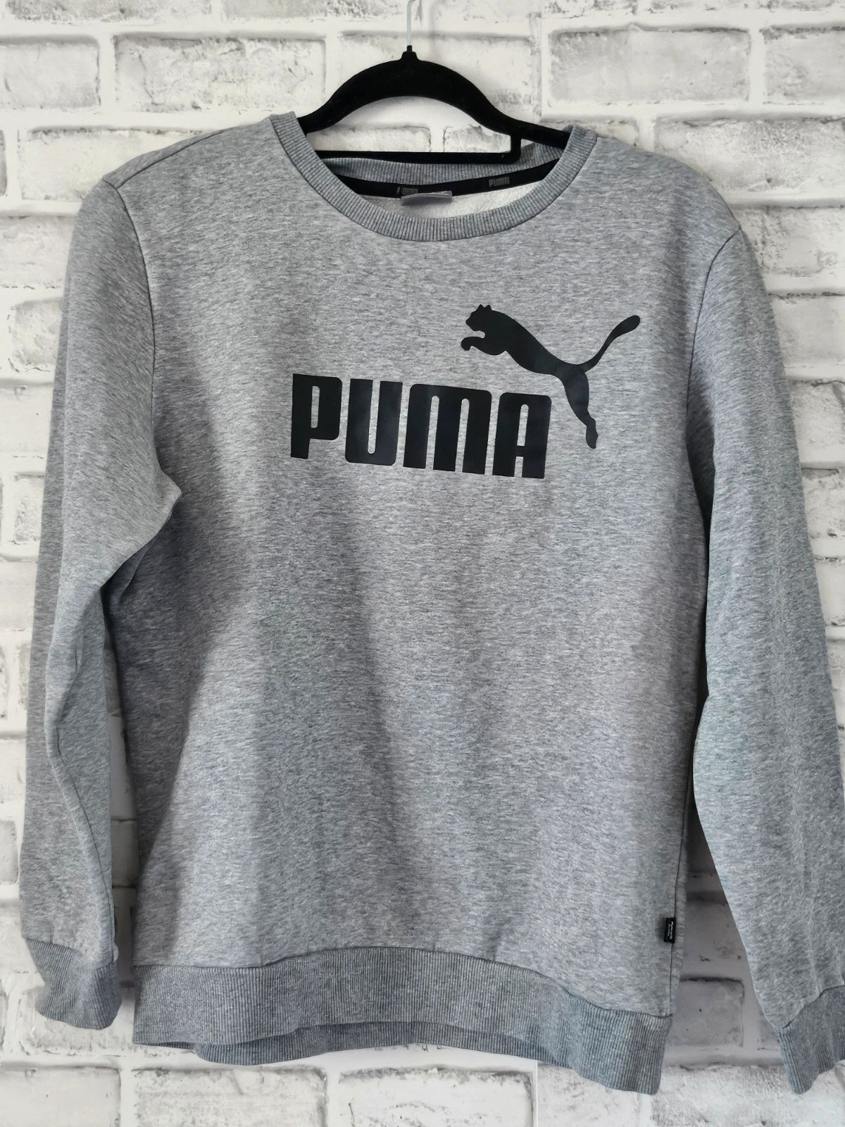 Puma sweat shirt
