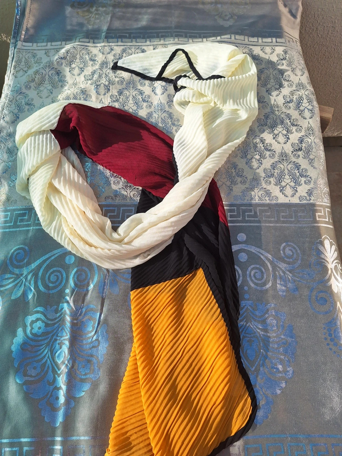 Multy colr long scarf
